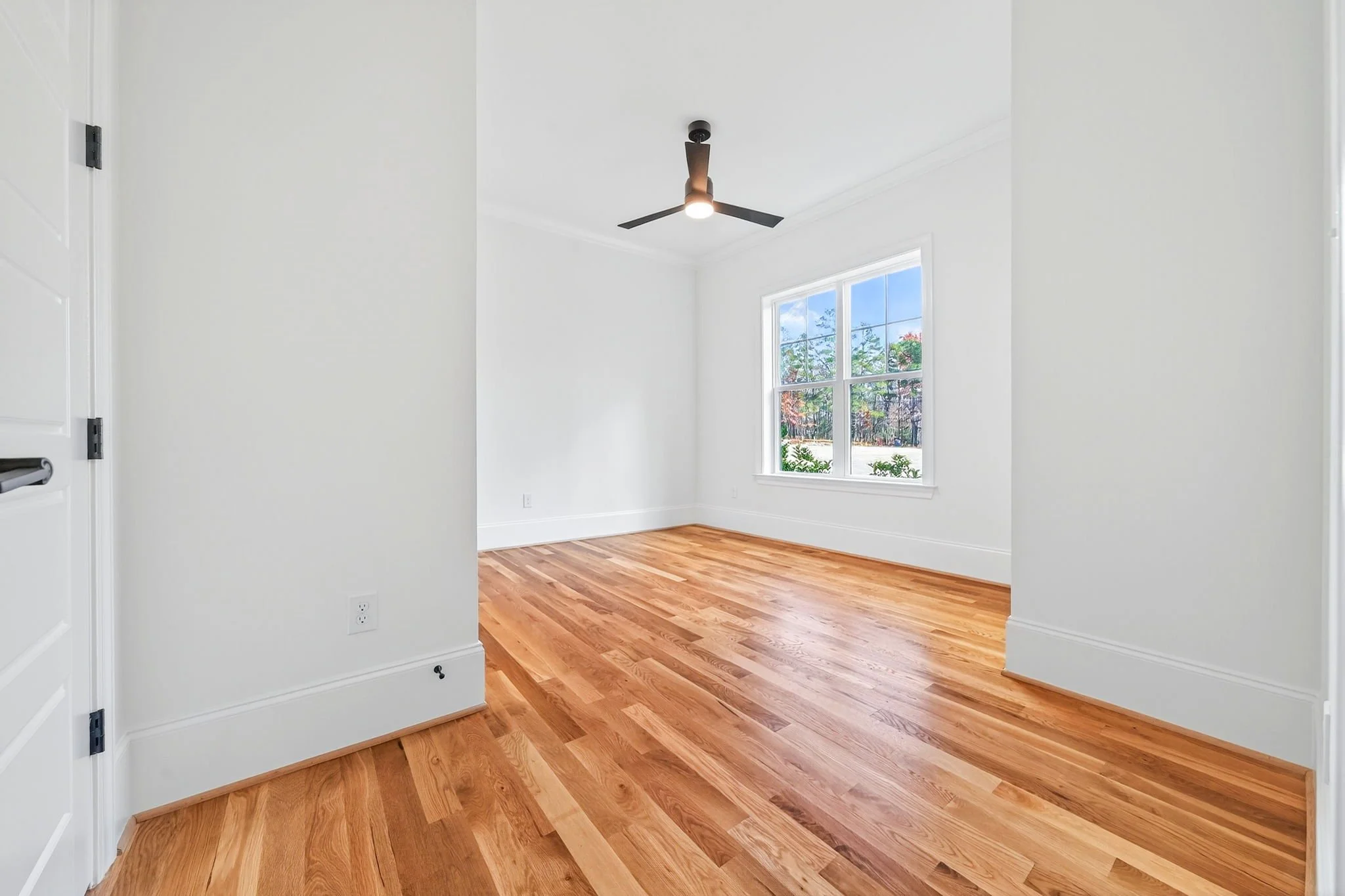 36-web-or-mls-7825 Penny Rd (27 of 70).jpg