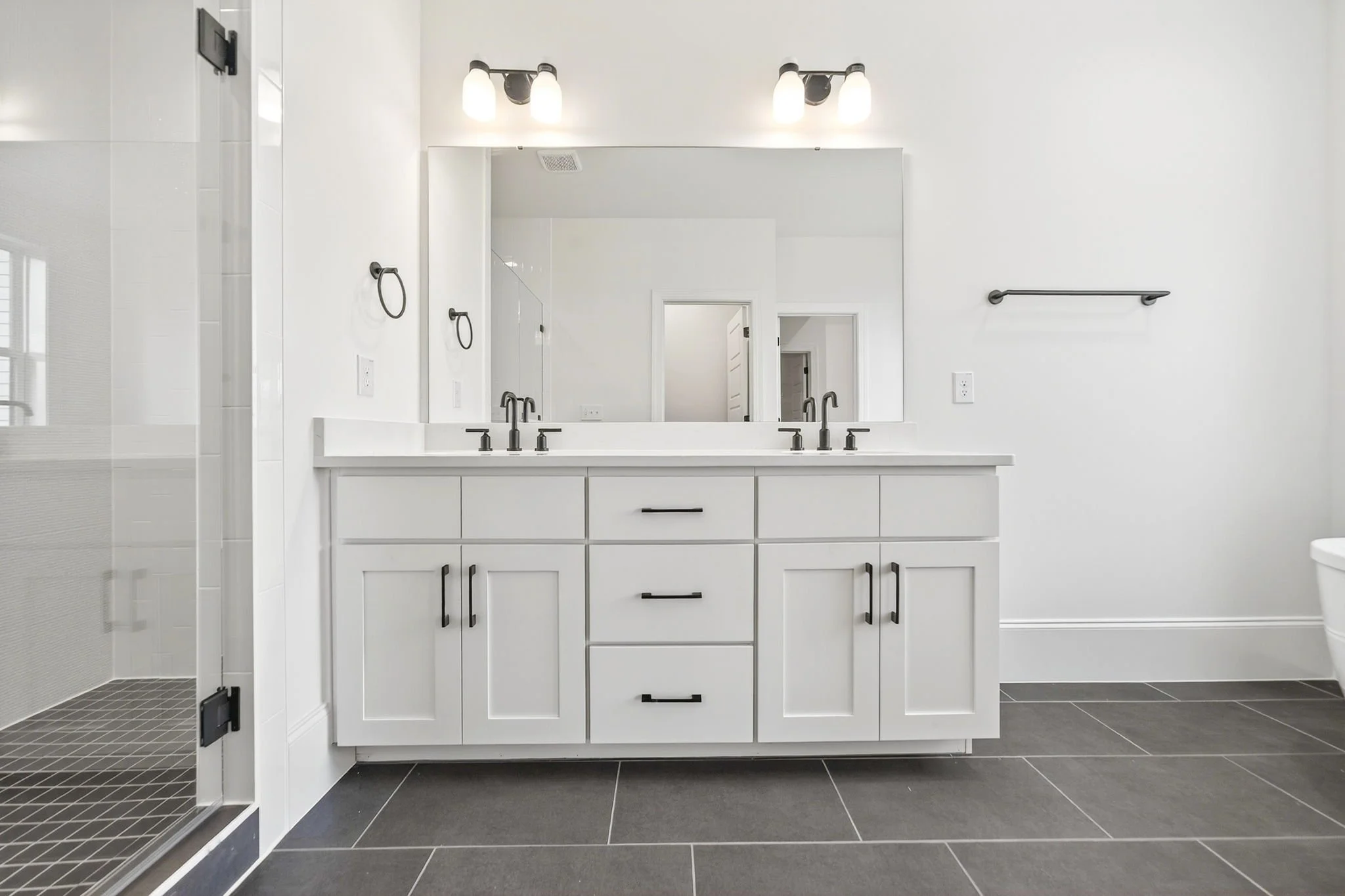 54-web-or-mls-7825 Penny Rd (53 of 70).jpg