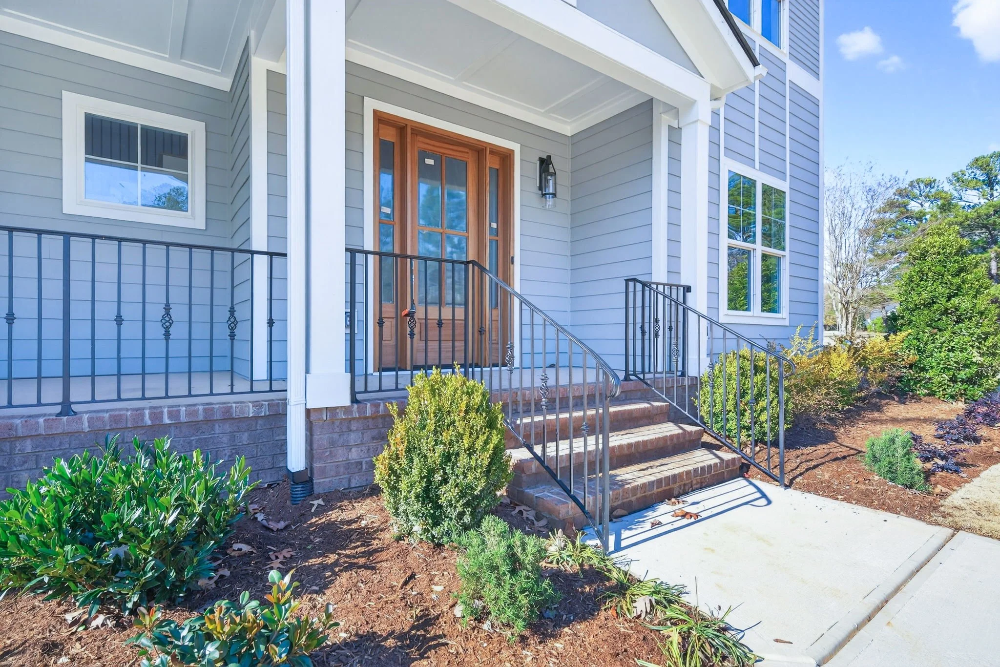 7-web-or-mls-7829 Penny Road (7 of 59).jpg