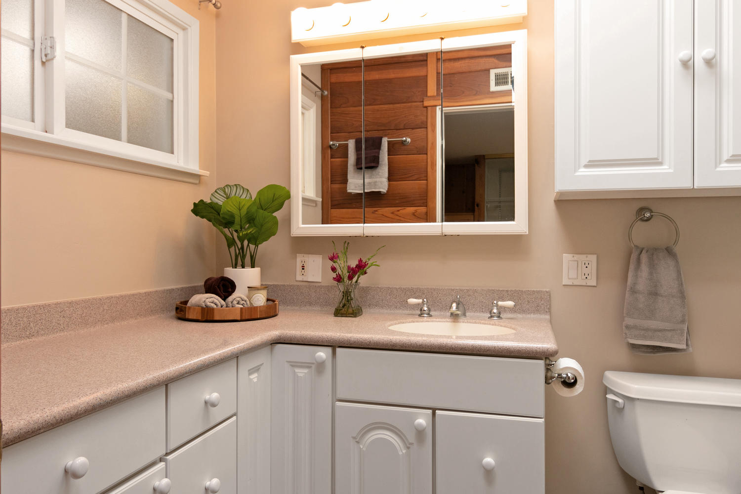 5061 Lafayette St-028-008-Master Bath-MLS_Size.jpg