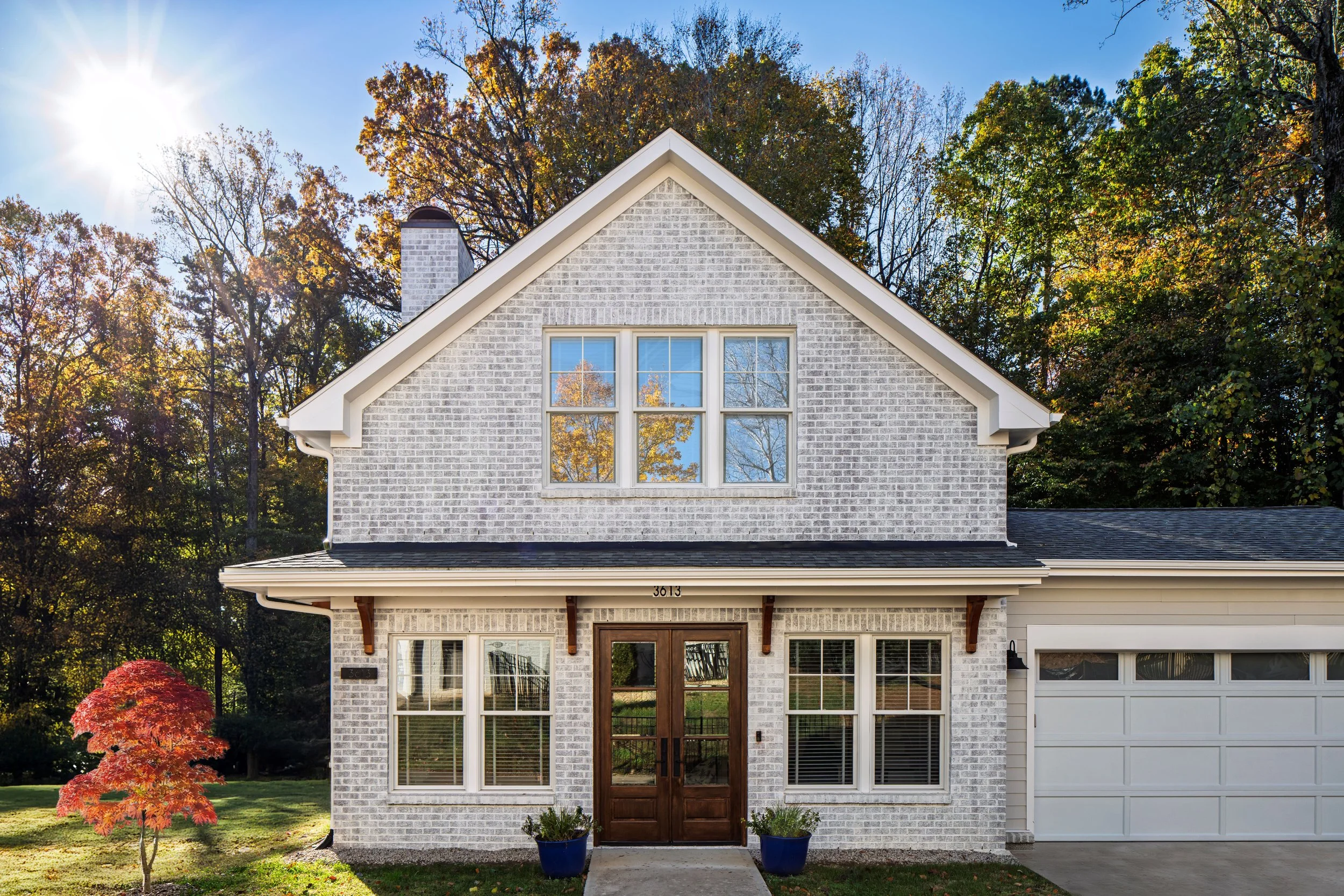 Jackson Residence - 110625 Exterior 02 small.jpg