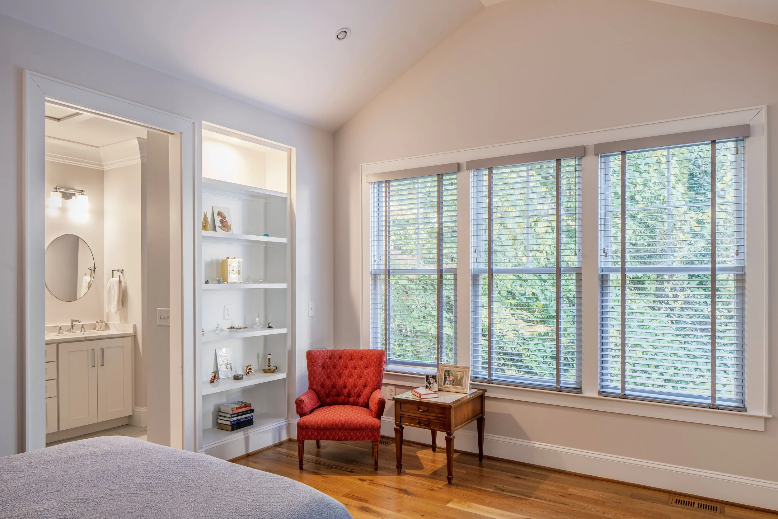 Jackson Residence - 110625 Interior 02 small.jpg