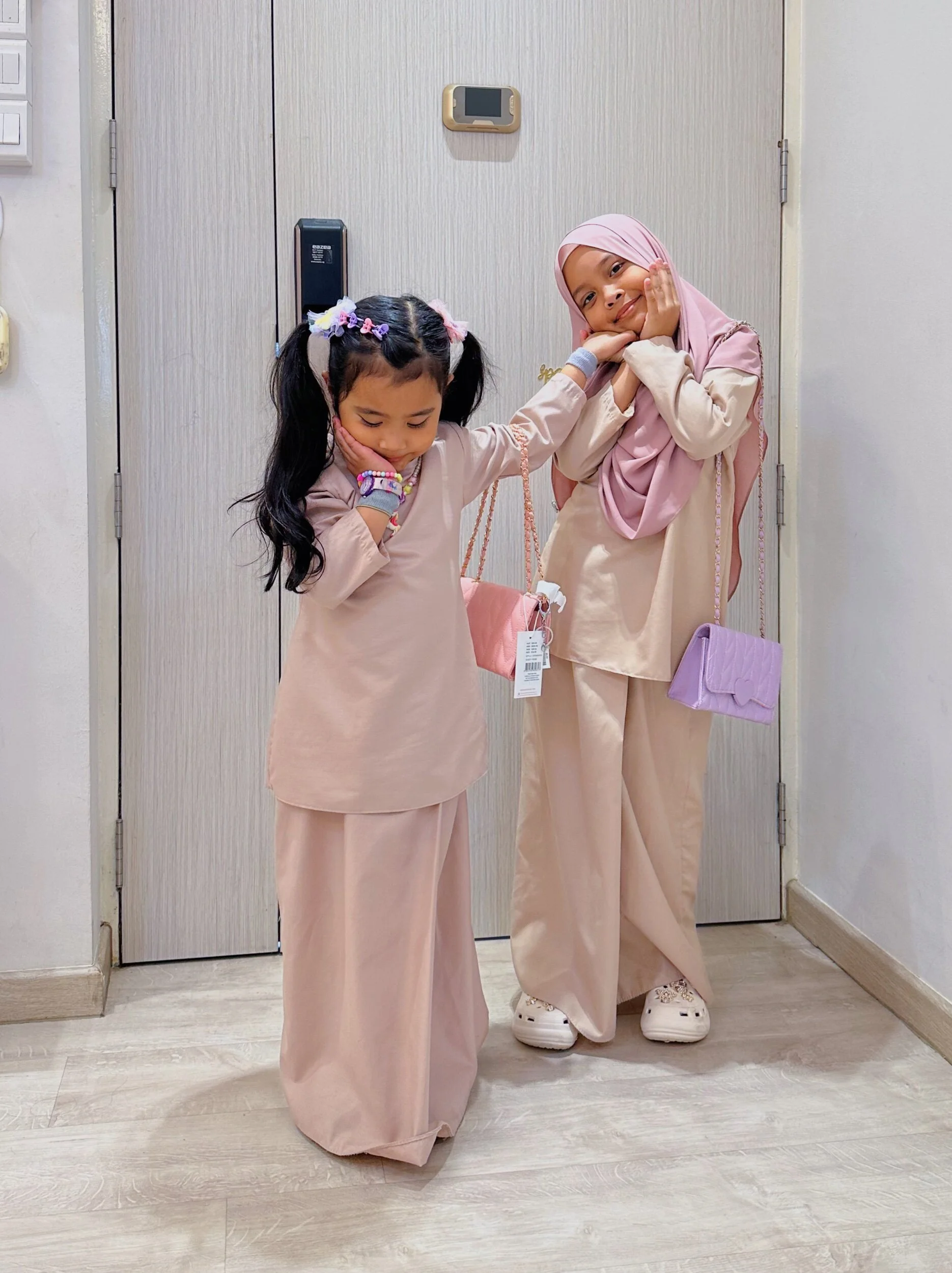 69448775-FABA-4D53-9D71-B7824E1EBDC9