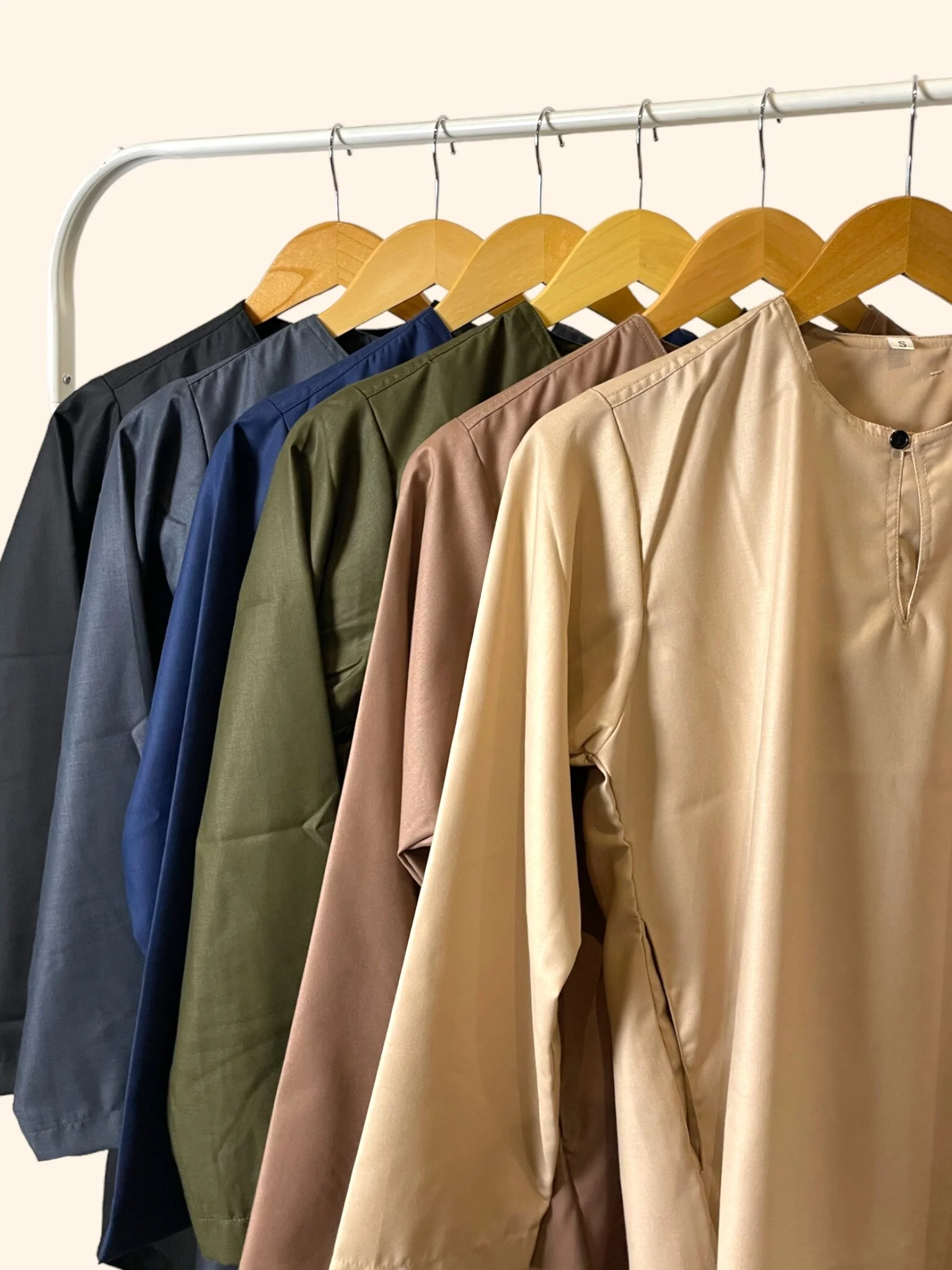 CDA64A00-28F5-4C6A-9F1A-91E4A9CF9C73