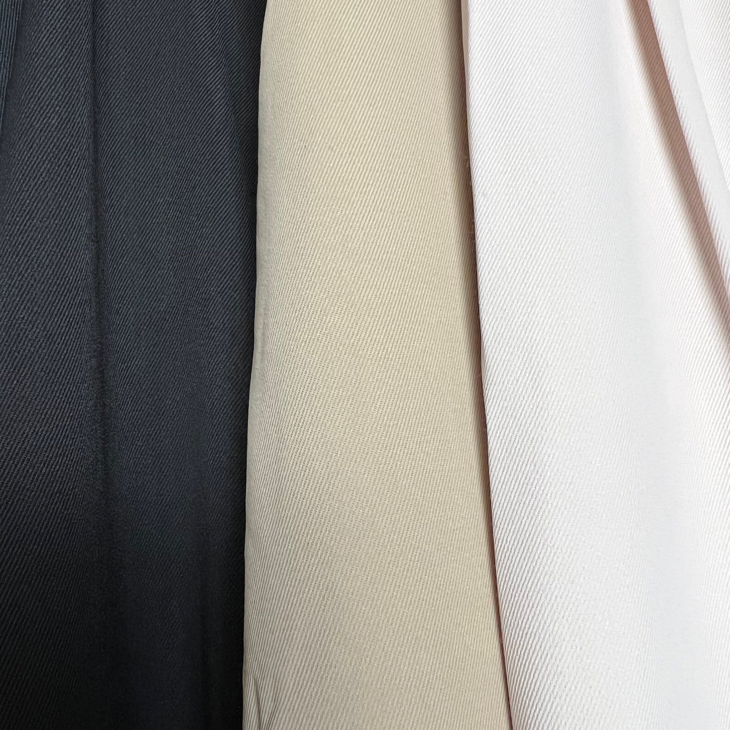 D0E244E0-04BB-4BC4-B5AC-3D7252FF61EE