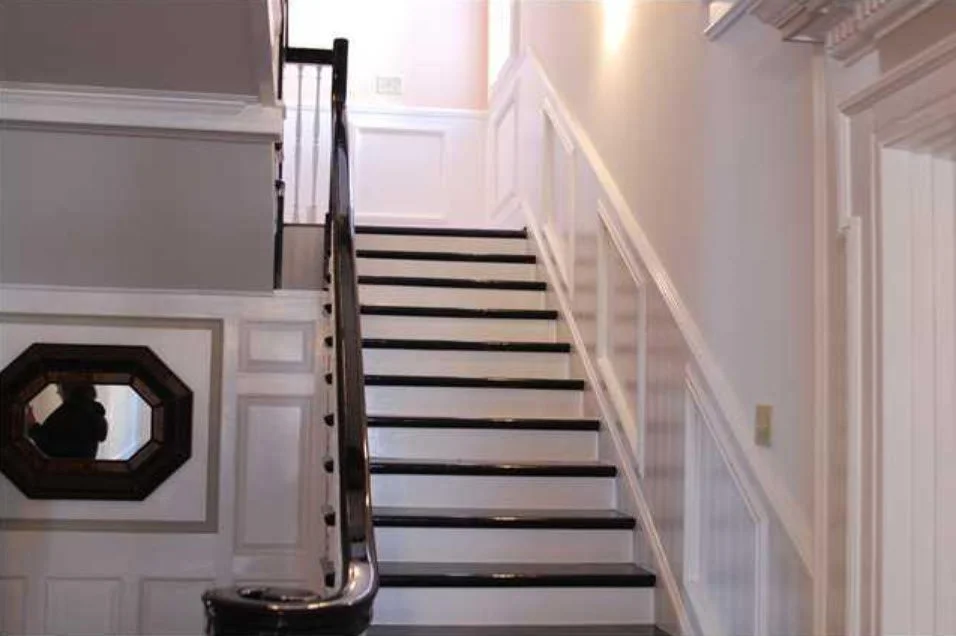 jl entrance hall.jpg
