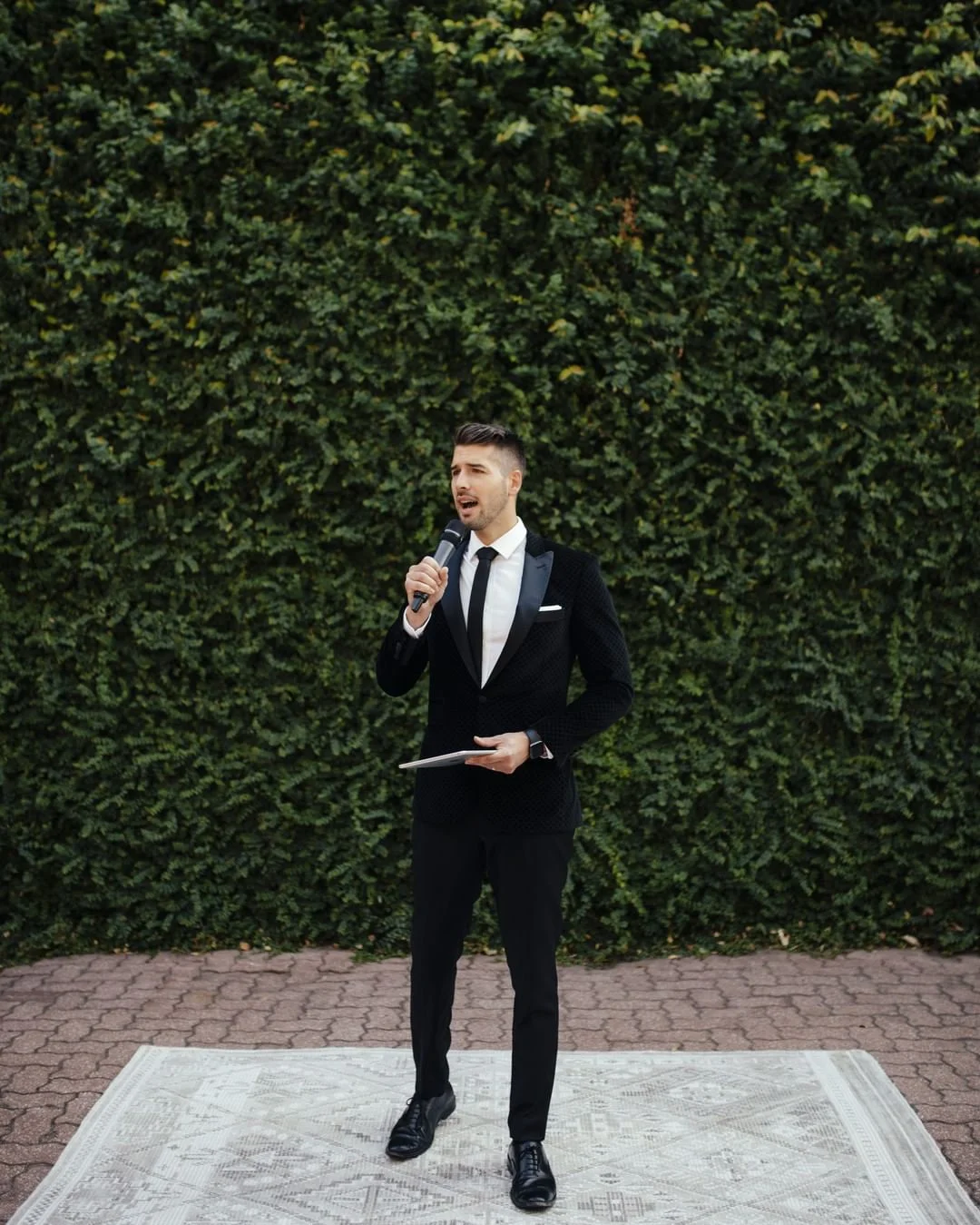 petethecelebrant_62170303_2738751119532542_8399988918189150025_n.jpg