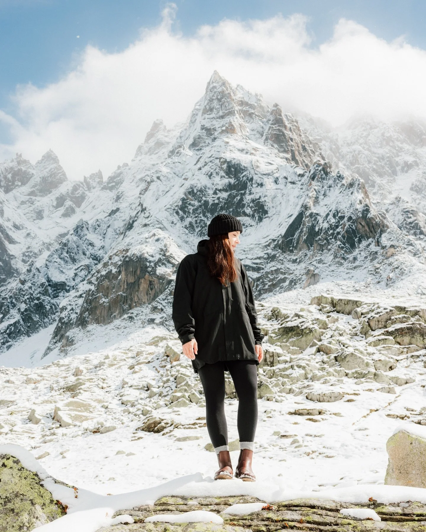 Aikamoinen vuosi takana. Tein t&ouml;it&auml; enemm&auml;n kuin koskaan, remontoin m&ouml;kin valmiiksi, kasasin haaveilemani retkipakun ja vietin paljon aikaa yst&auml;vien kanssa ymp&auml;ri Suomen 🤍 Mit&auml; kuukausista j&auml;in mieleen?

Tammi