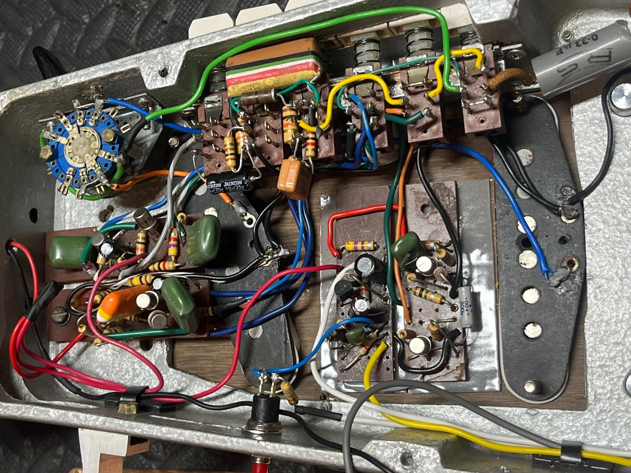 1970 Jennings Rifle Guitar Winchester Inside Circuit Cleaned Up