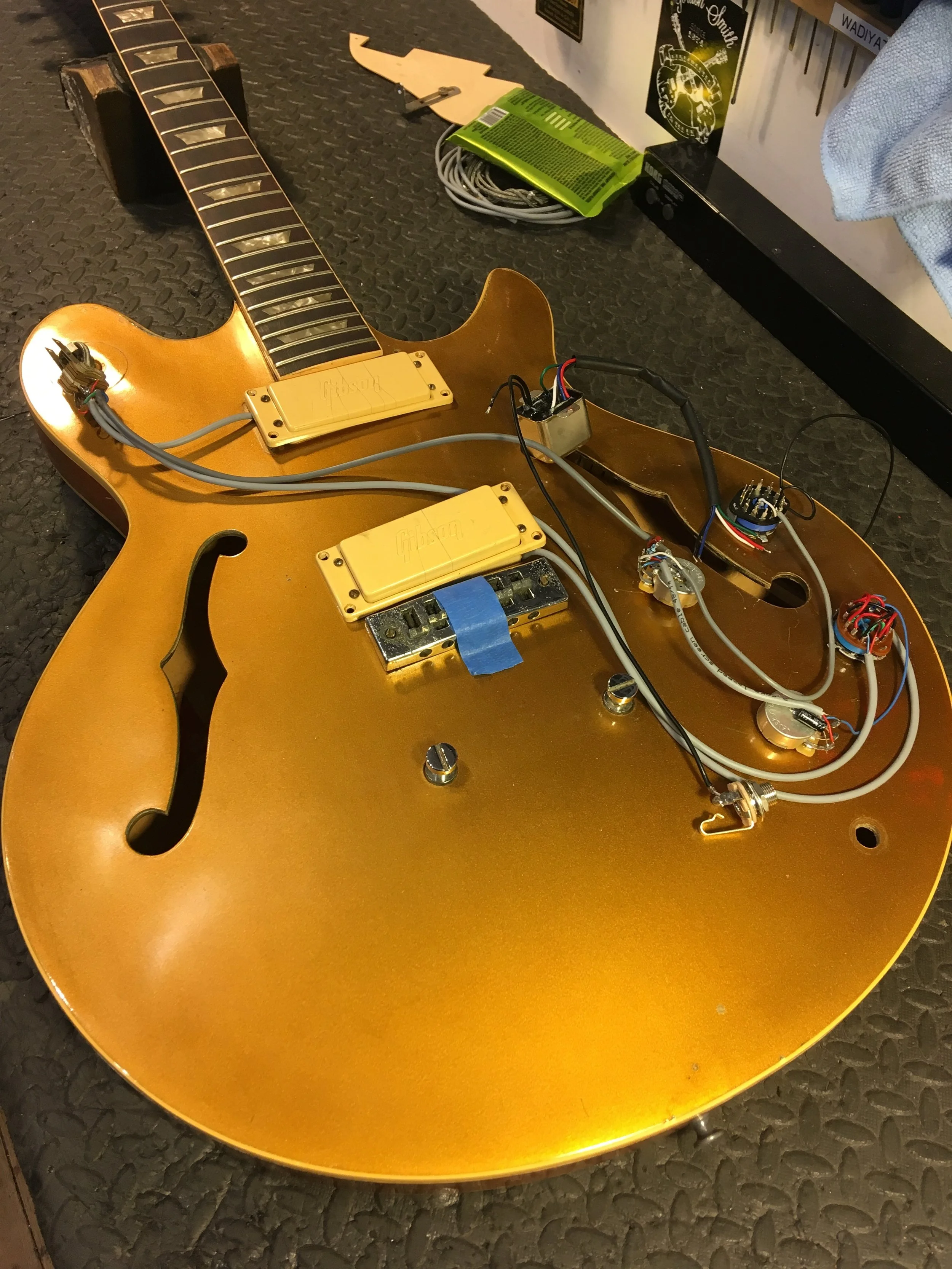 This 1974 Gibson Les Paul Signature had all of its original wiring removed in the late 1980’s and hasn’t worked since :( After much research and very luckily locating an appropriate transformer it’s original low impedance pickups and circuitry once again function as they should :) Click for more pictures!