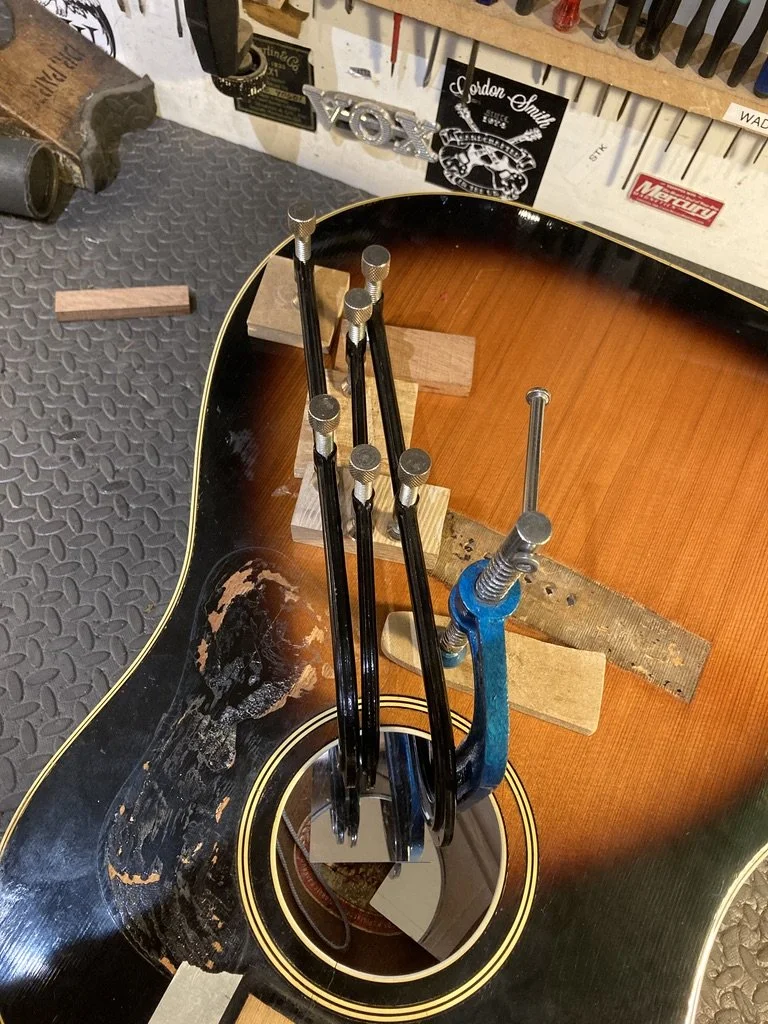 Hagstrom J-45 9.jpeg