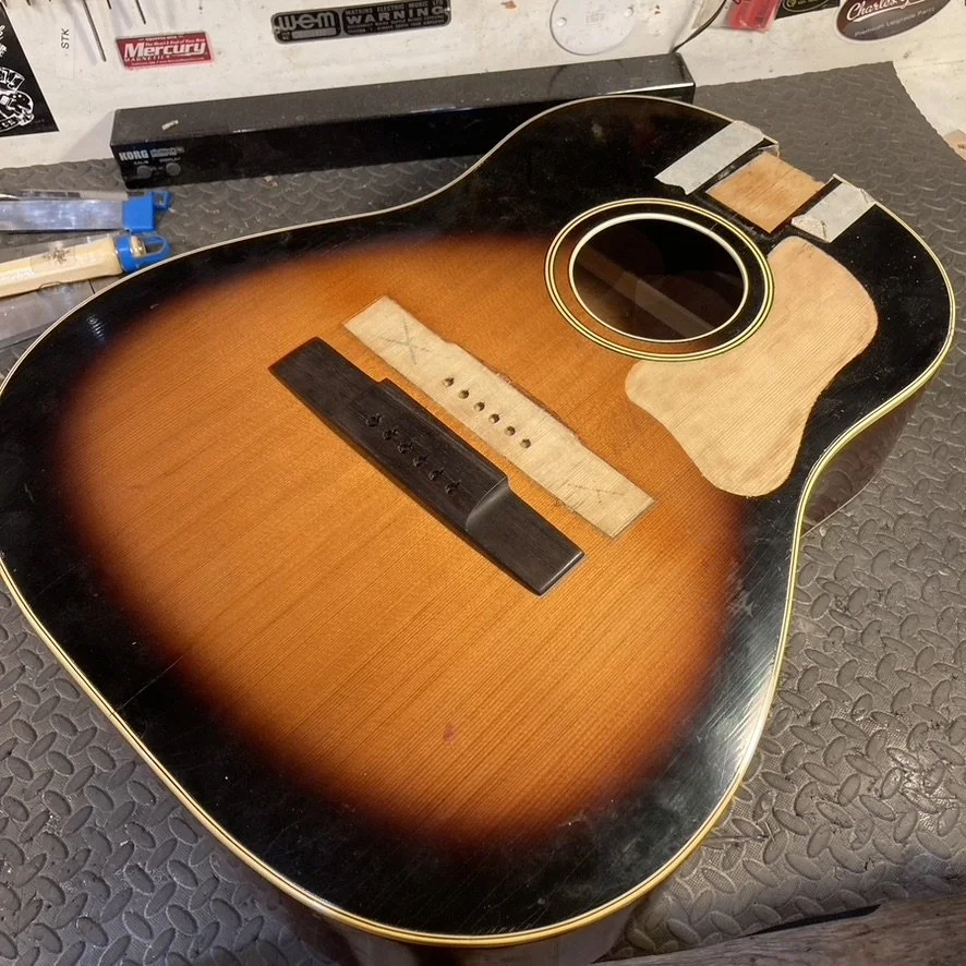 Hagstrom J-45 14.jpeg