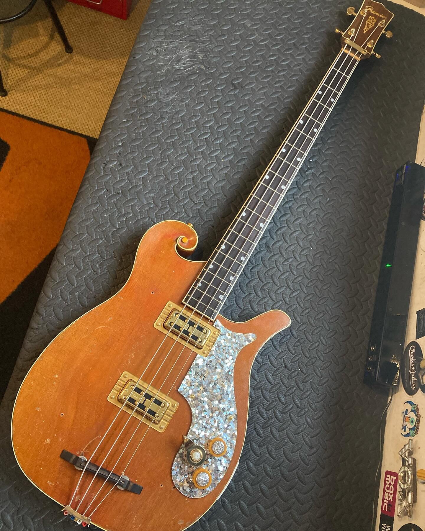 Seems we&rsquo;ve not had much bass representation in the house much recently, so let&rsquo;s correct that with this really cool old Premier bass project from the 60&rsquo;s! The owner bought this bass years ago as a husk (just the body and neck) wit
