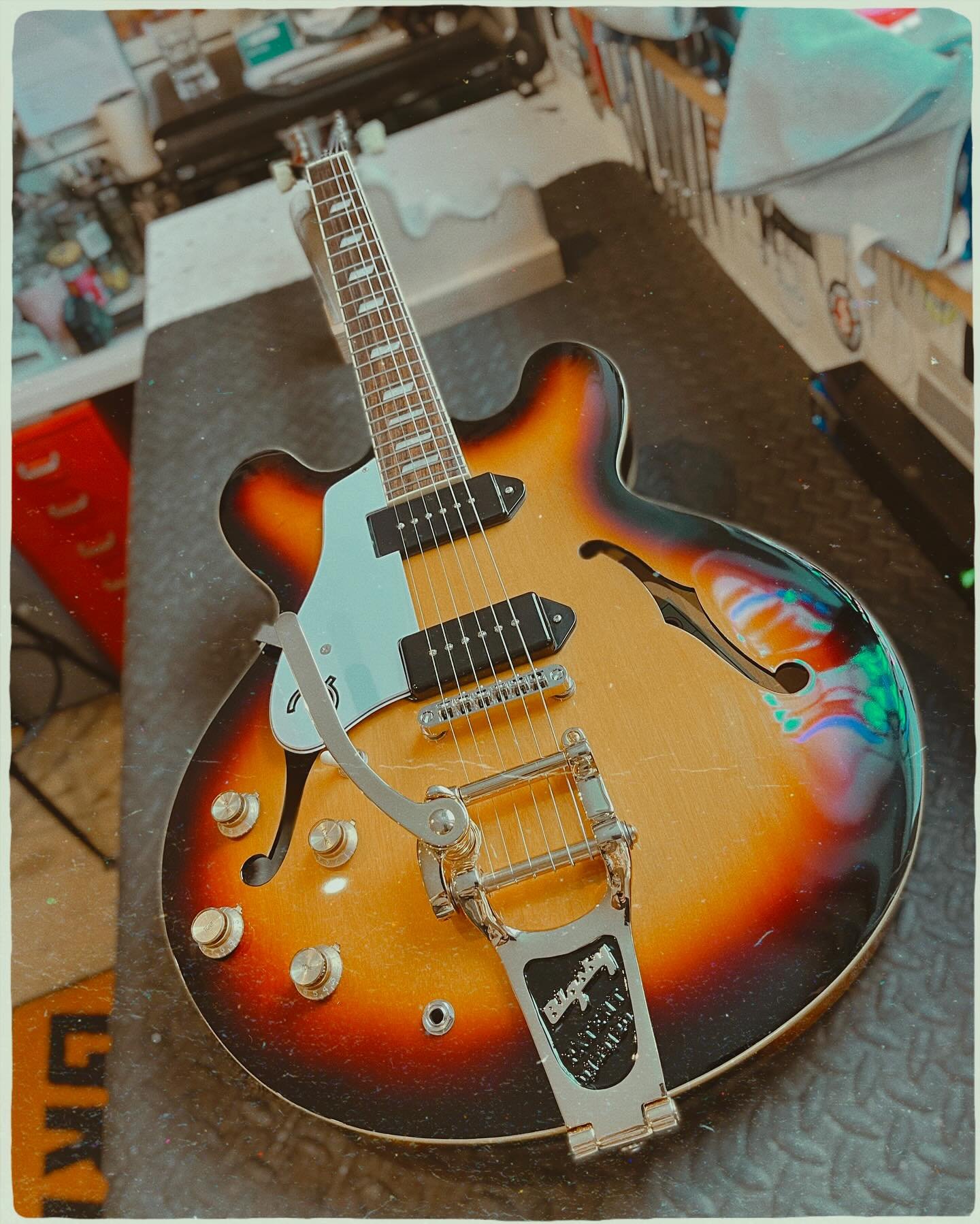Being a lefty is rough sometimes. With so much fewer left hand guitars out there to choose from it&rsquo;s a lot tougher than right hand folks get things! 

Turn it around though and this can mean that you&rsquo;ve got a great opportunity to build on