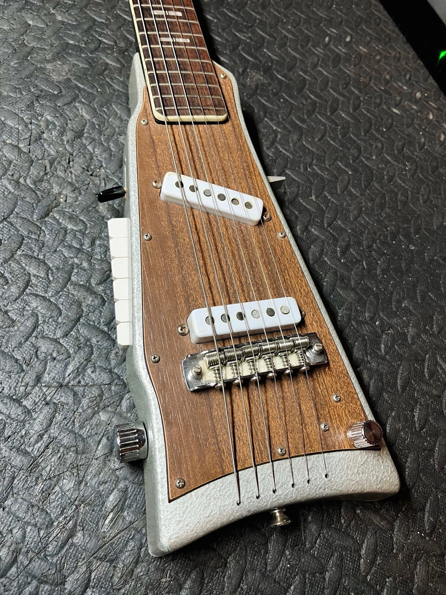 1970 Jennings Rifle Guitar Winchester Front