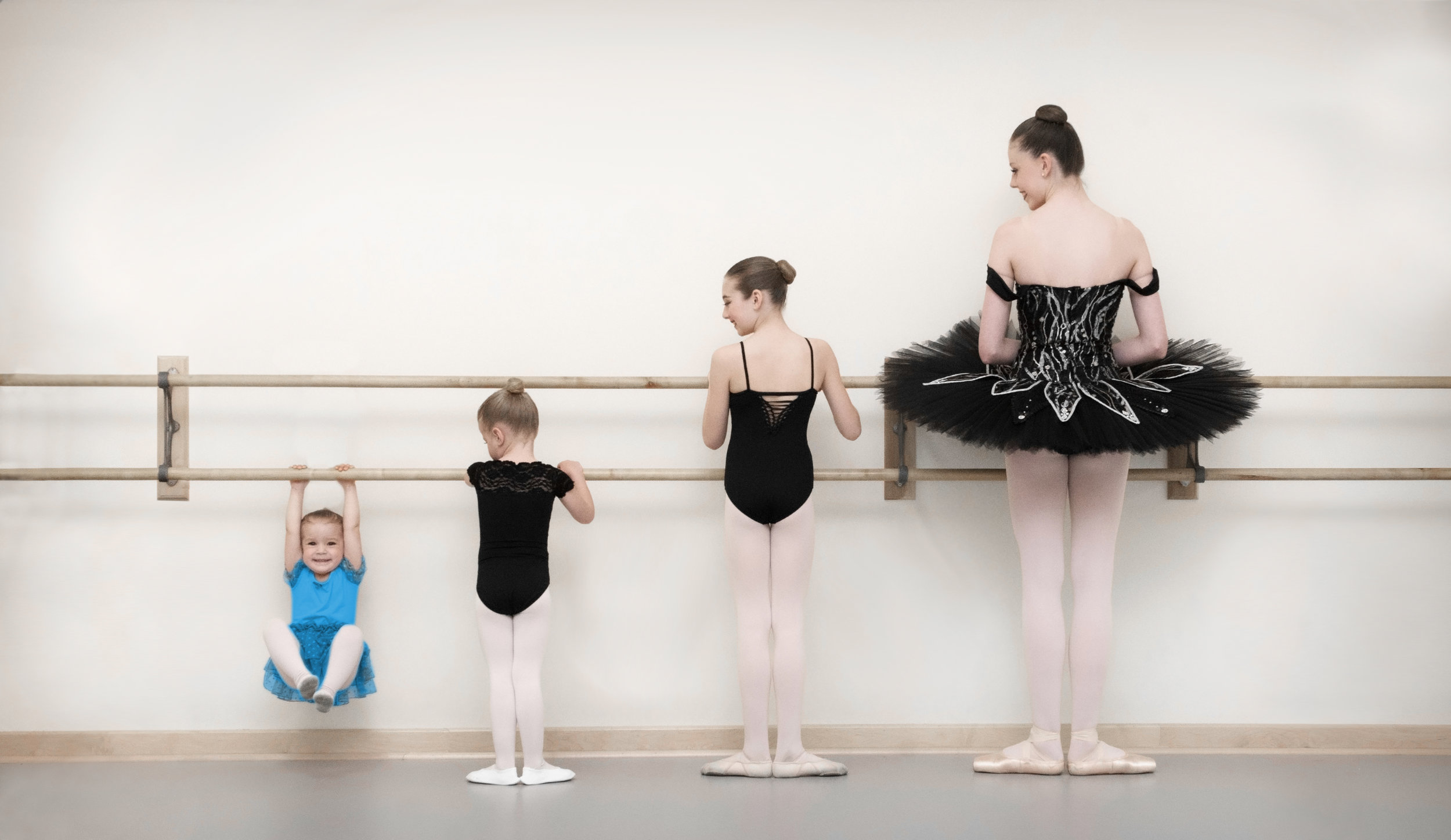 Hanging Barre 2.jpg