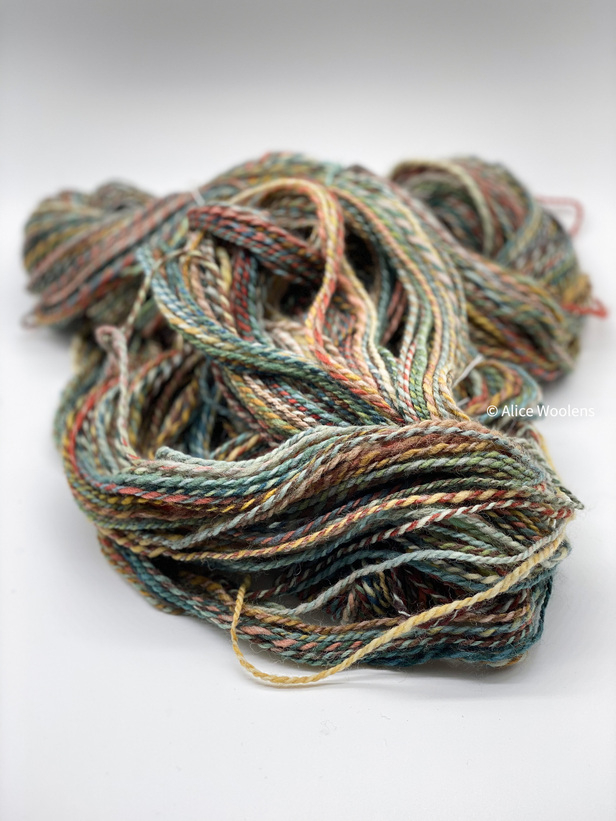 London Fog - Worsted Weight Handspun Shetland Yarn