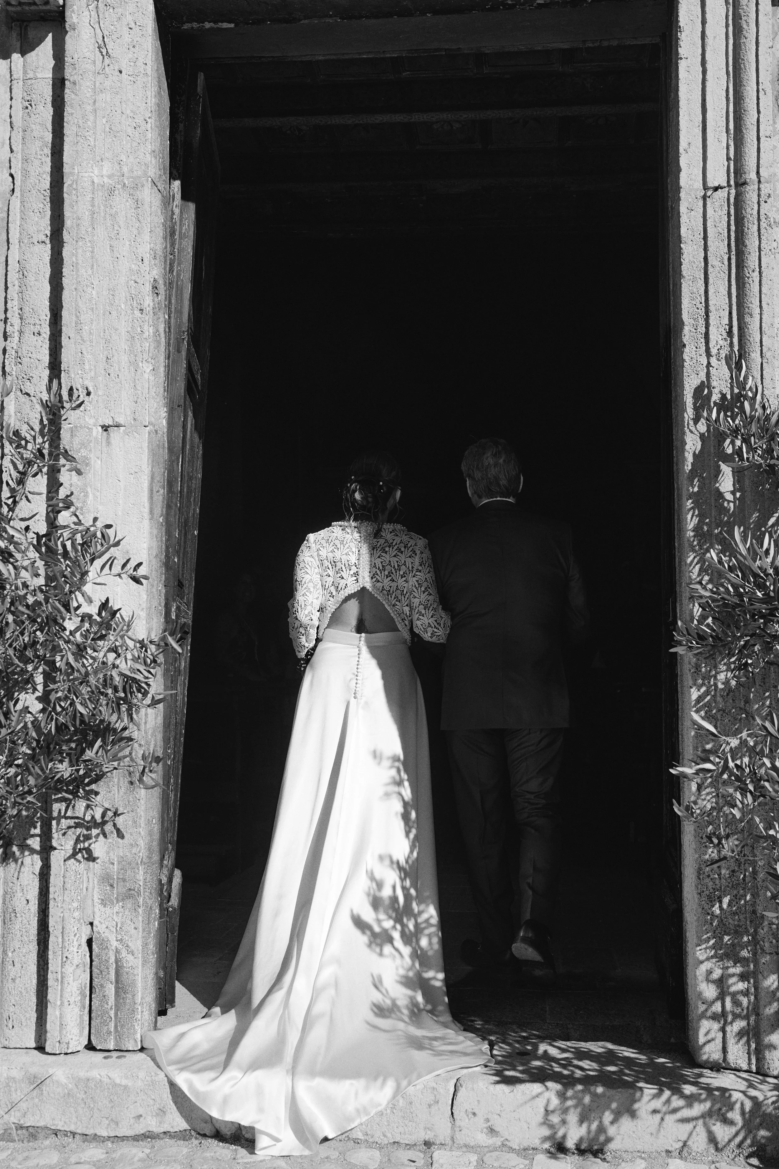 Vicky e Fra chiesa 55.jpg