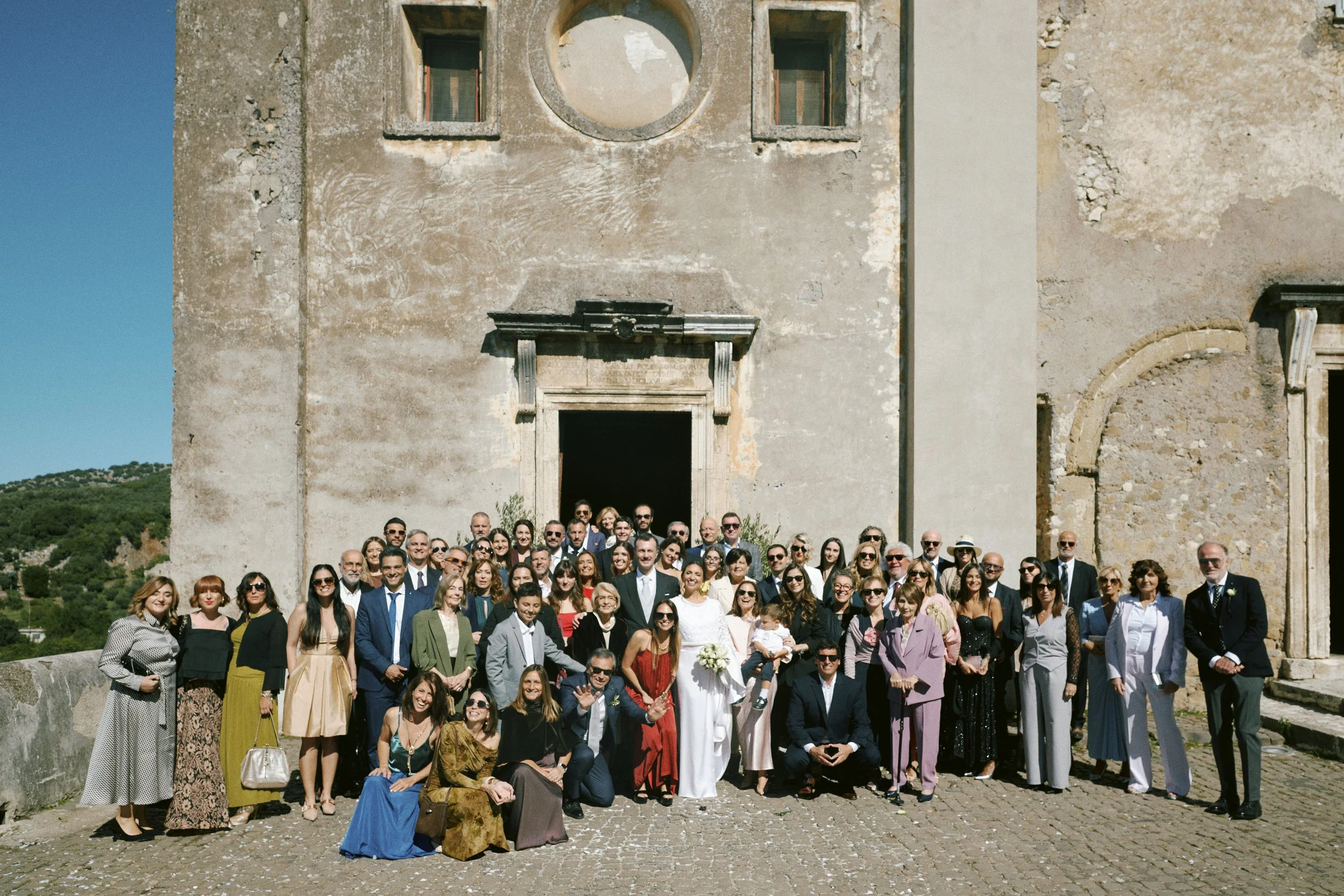 Vicky e Fra chiesa 340.jpg