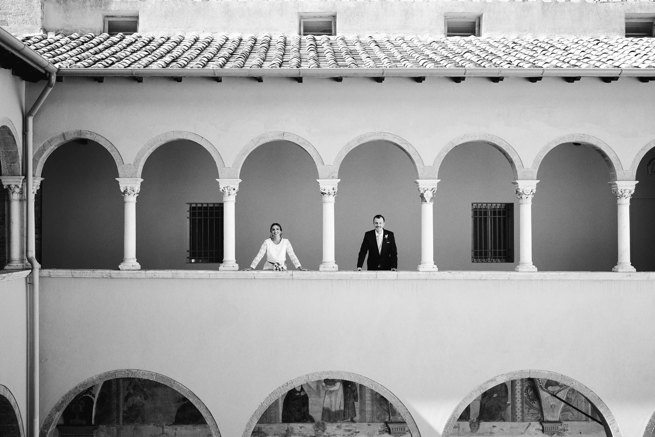 Vicky e Fra chiesa ii 113.jpg