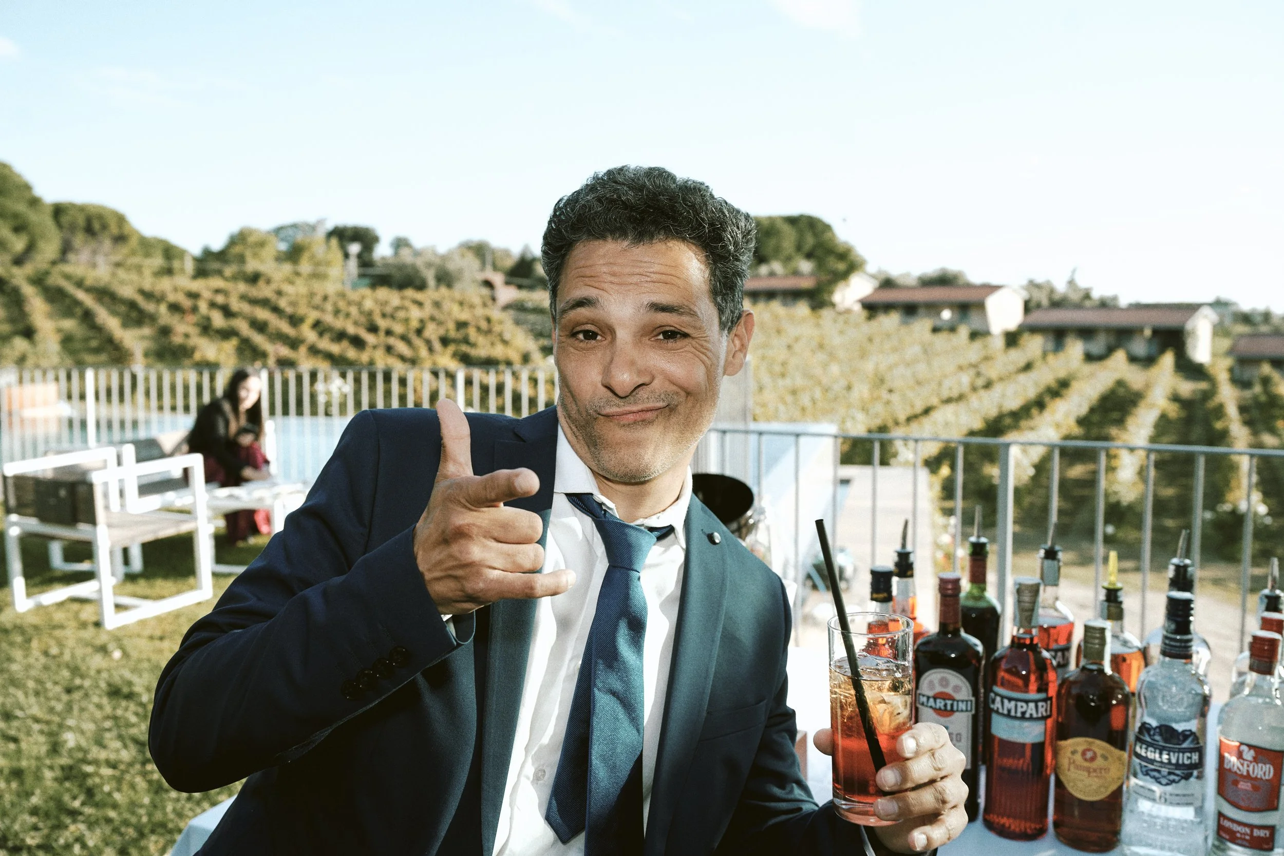 Vicky e Fra chiesa ii 74.jpg