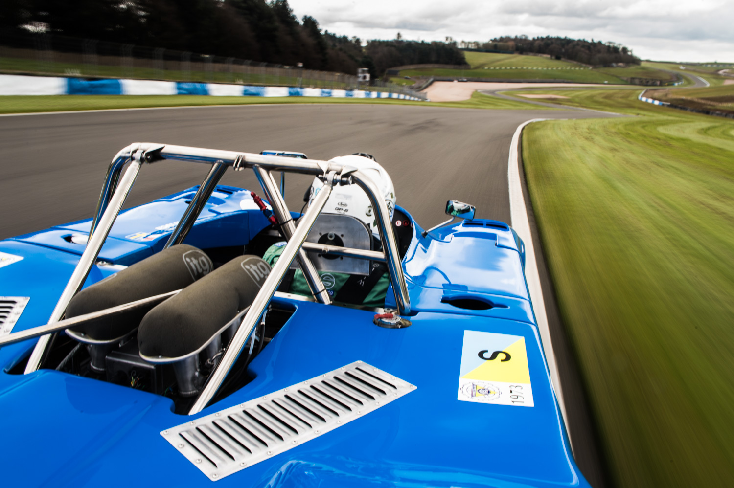 Jayson-Fong-Photography-Form-and-function-international-Lola-T282-2.jpg