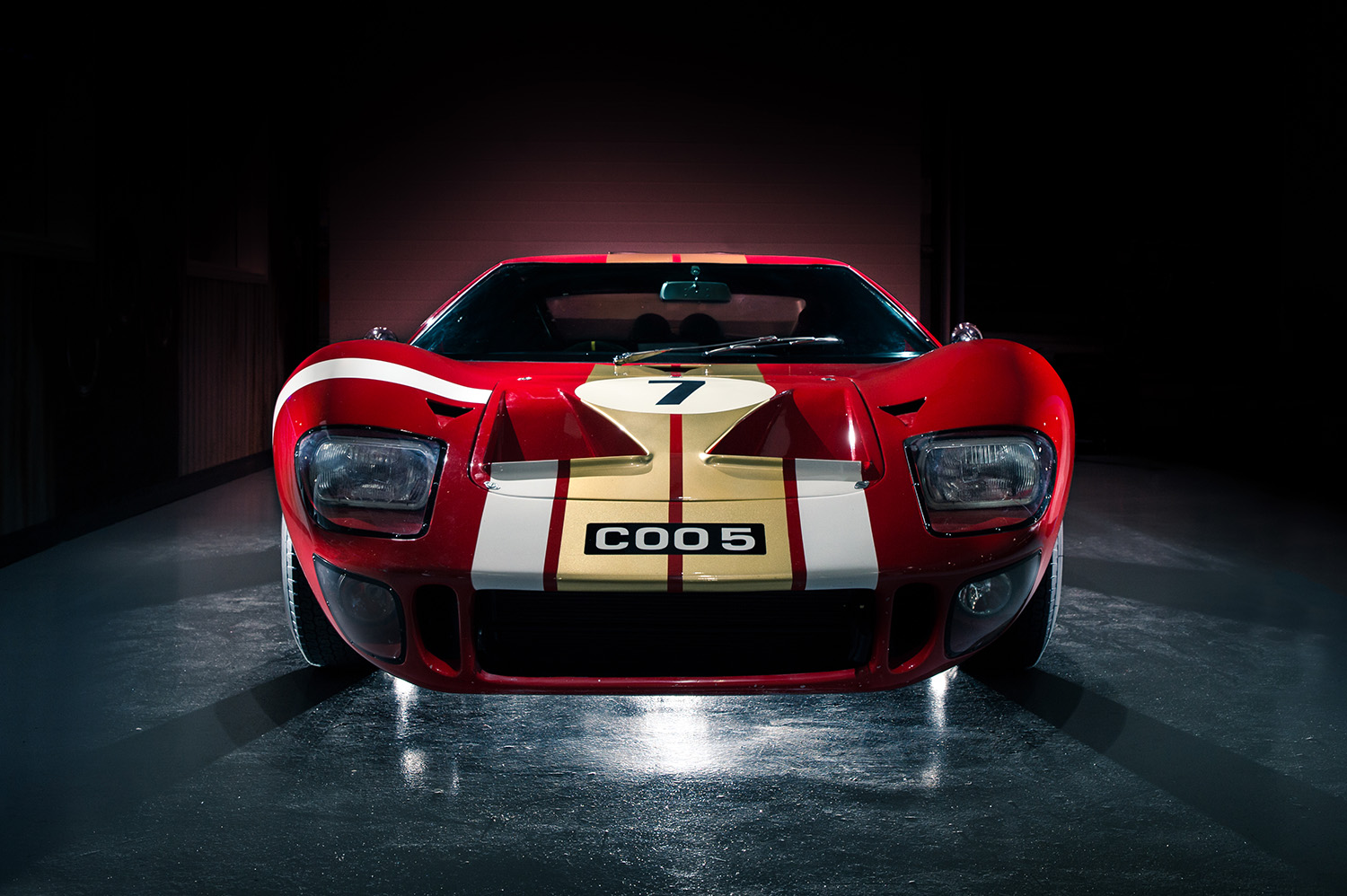 Jayson-Fong-Photography-Form-and-function-international-Ford GT40.jpg