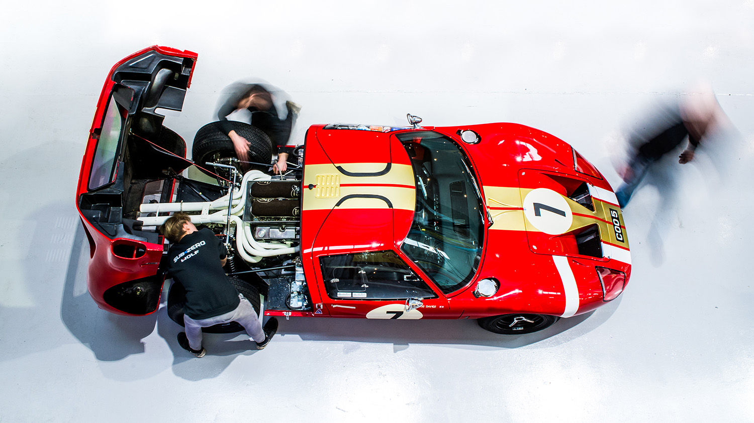 Jayson-Fong-Photography-Form-and-function-international-Ford GT40-2.jpg