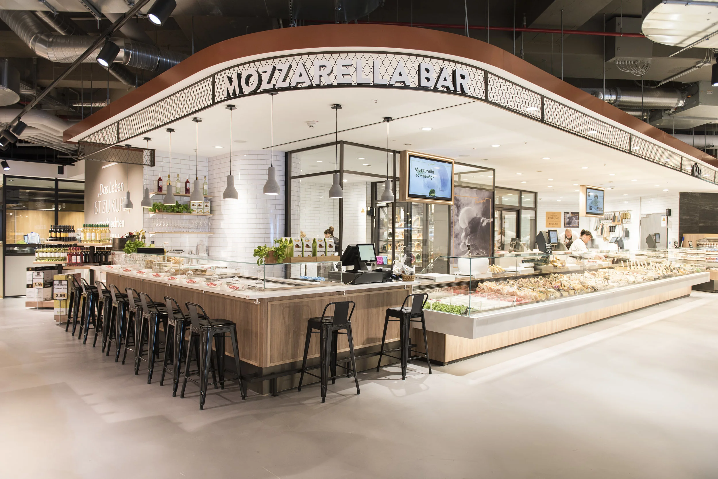 zurheide-feine-kost-crown-mozzarella-bar.jpg