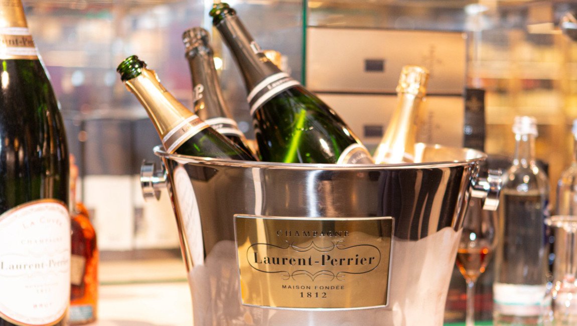 champagne-goes-zurheide-champagner-tasting-laurent-perrier-flaschen.jpg