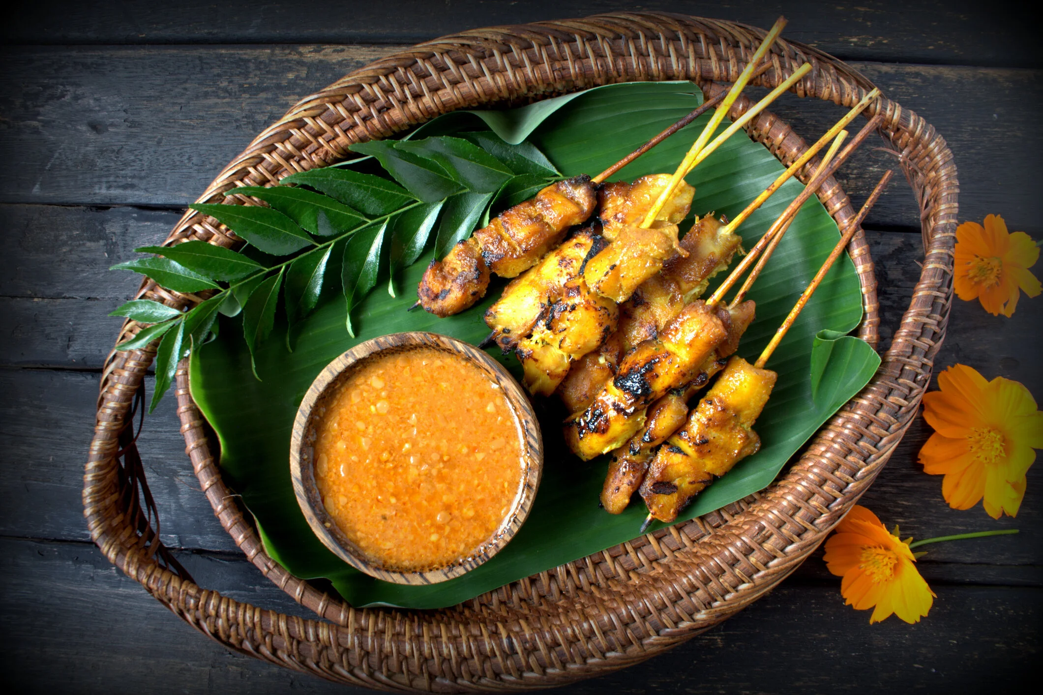 GRILLED CHICKEN SATAY WITH RED CURRY PEANUT SAUCE