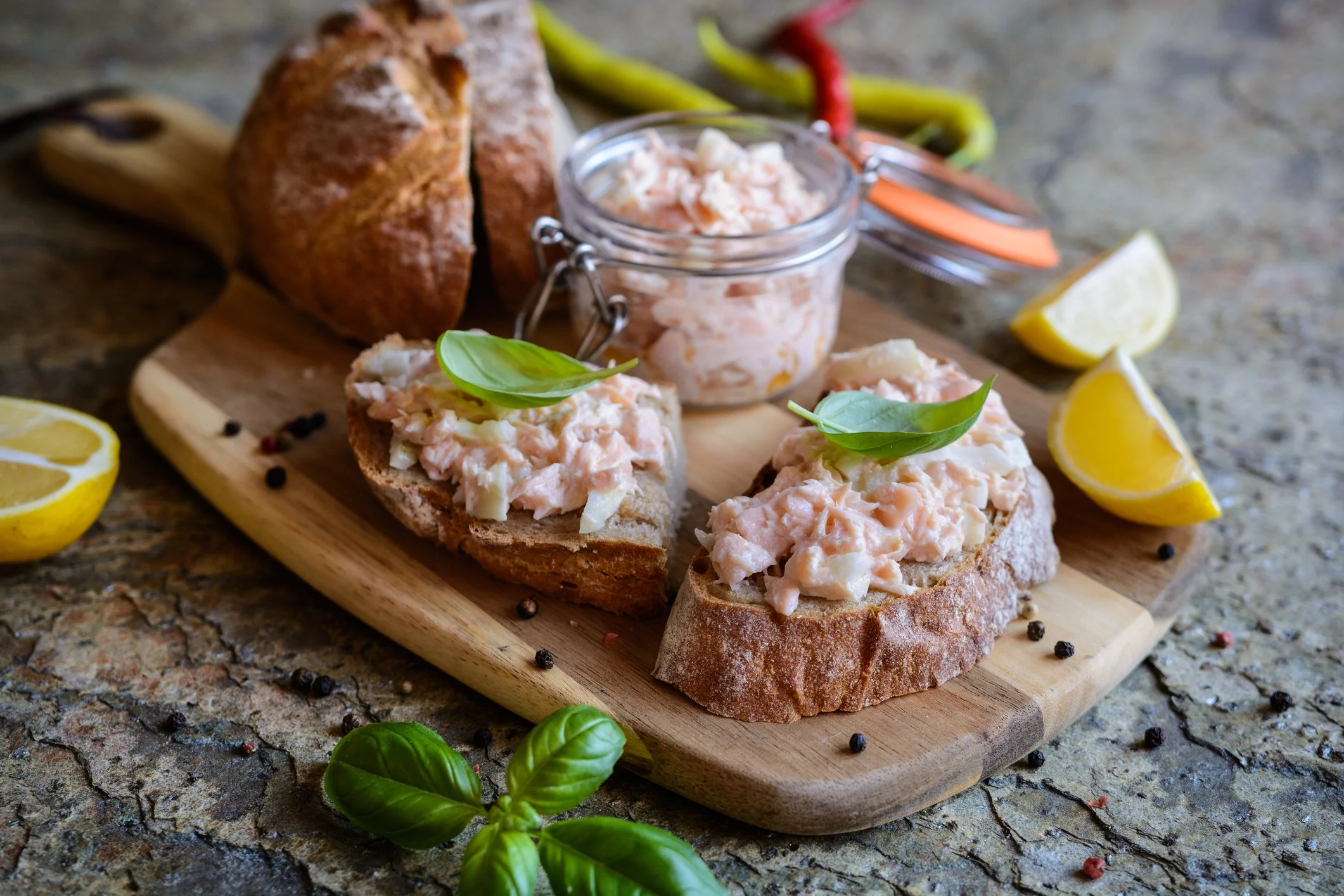 RED CURRY SMOKED SALMON DIP