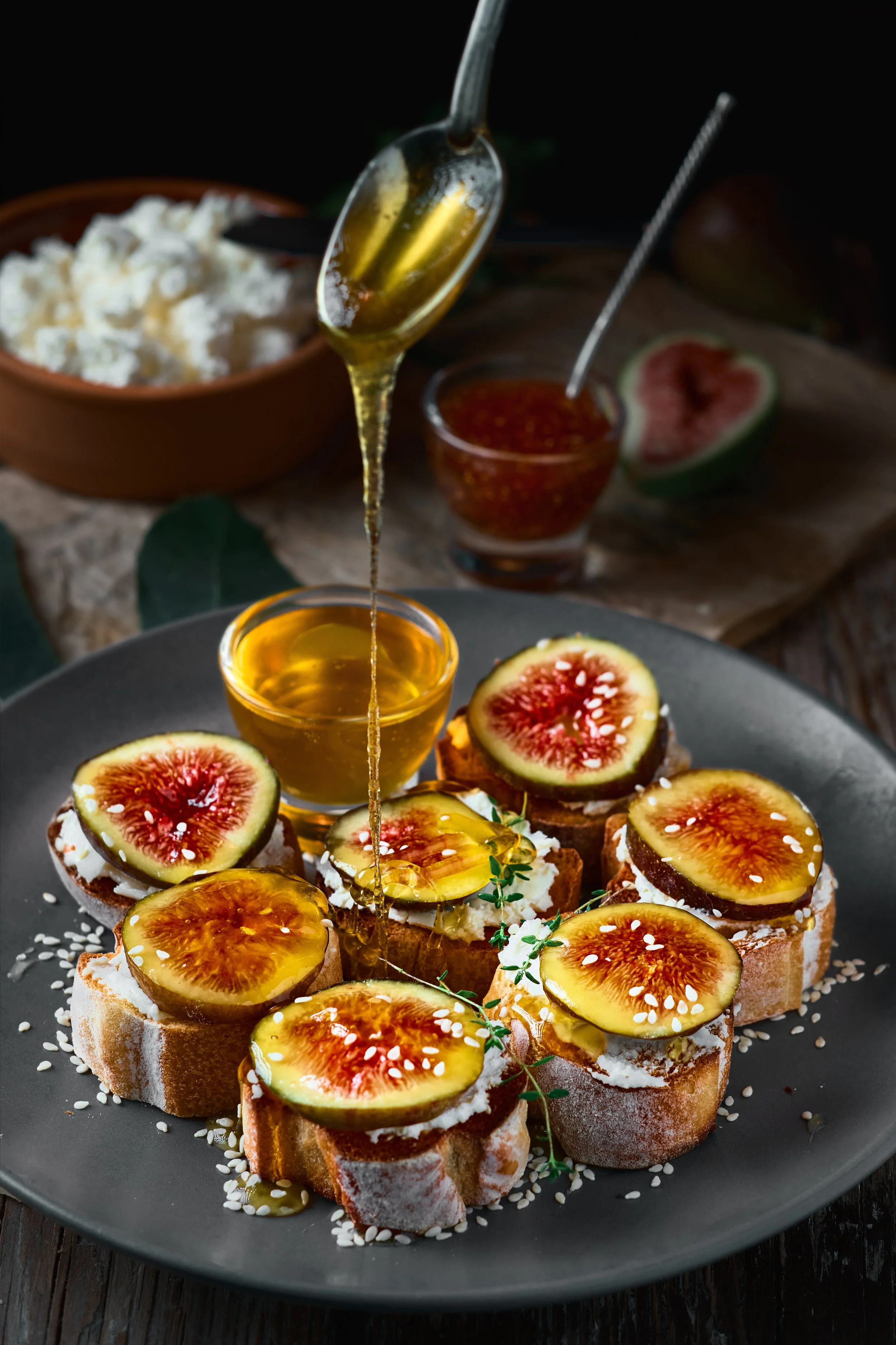FIGS ON TOAST