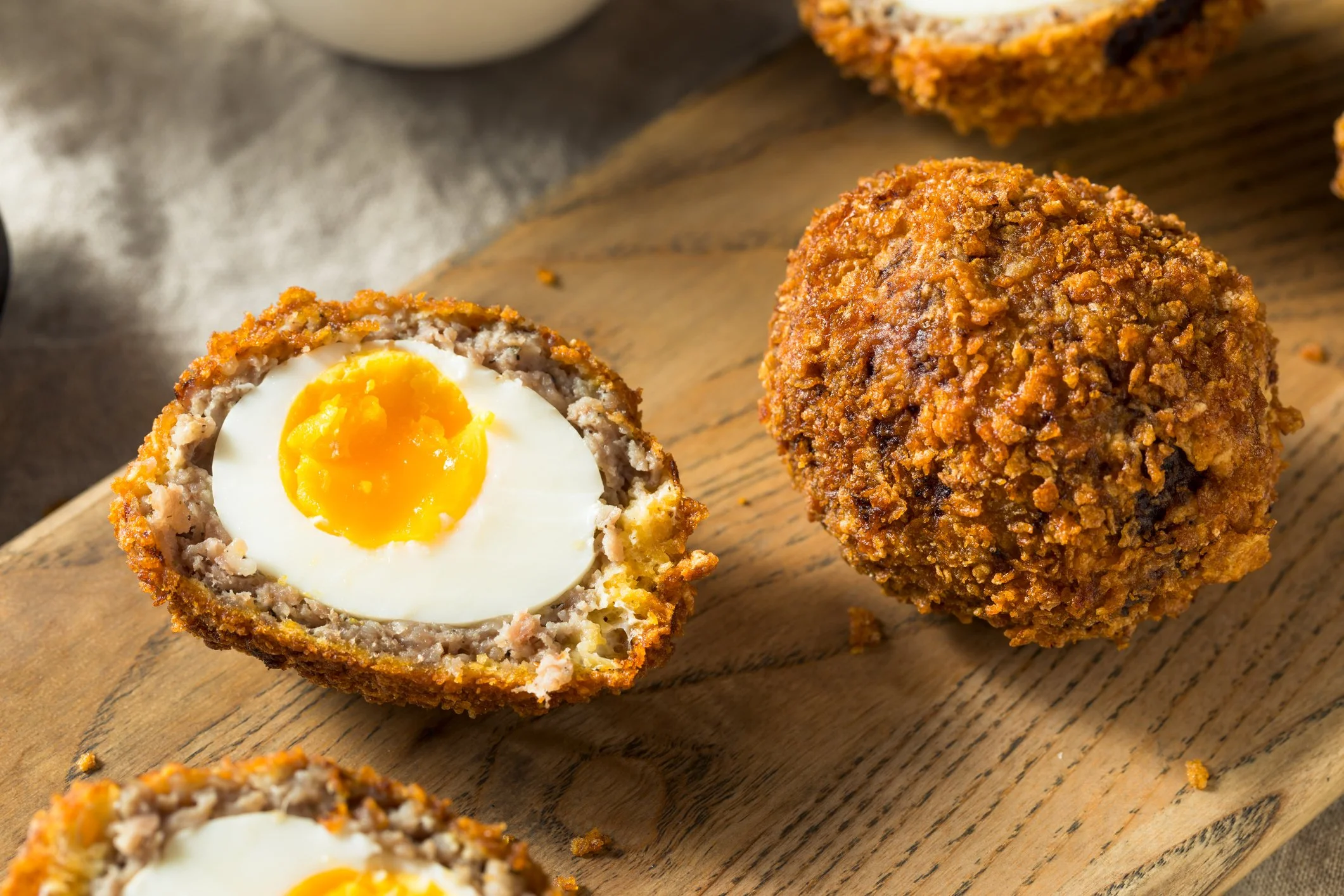 SCOTCH EGGS | SPRING FAVES