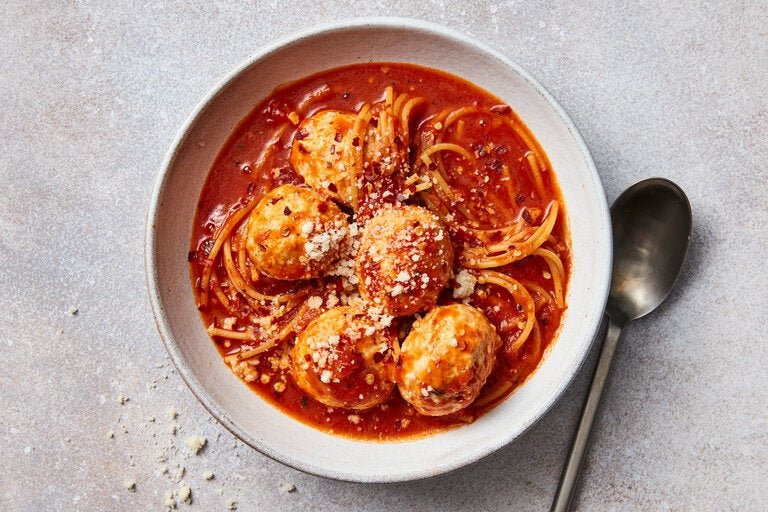 SPAGHETTI AND CHICKEN MEATBALLS.jpg