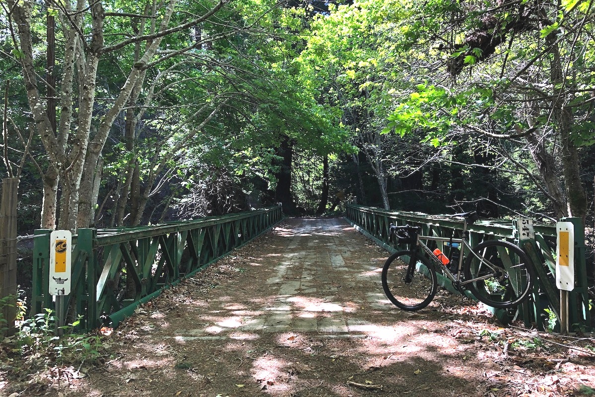 gravelstoke_oldcoastrd_bridge%2Bcopy.jpg