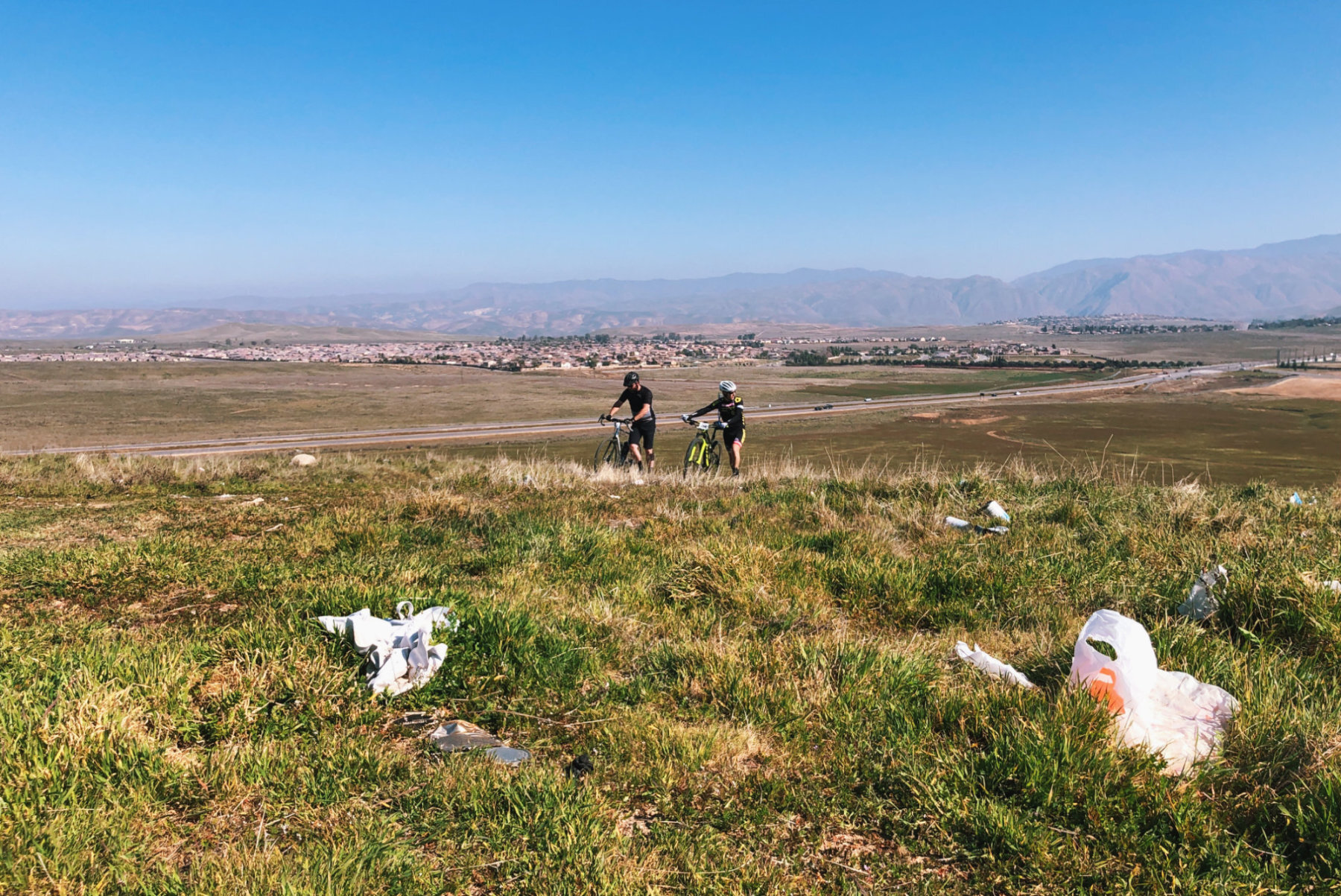 A common scene among the Bakersfield landscape… trash. 
