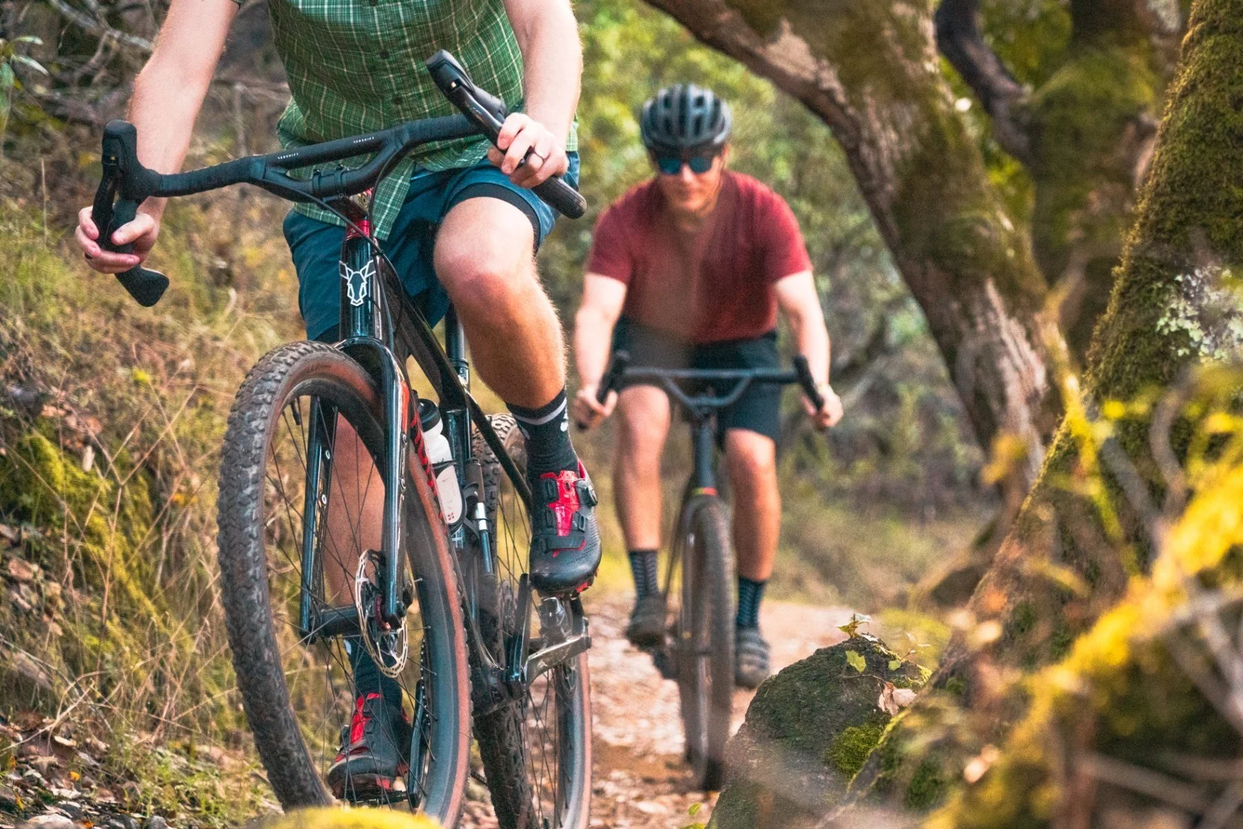 Redshift Drops Innovative Handlebar Bag and Low Flare Bar Options