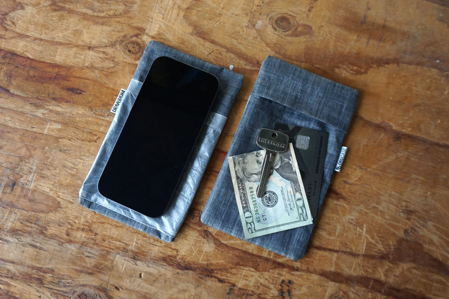 the-explore-wallet-gravelstoke-x-orucase_2026.jpg