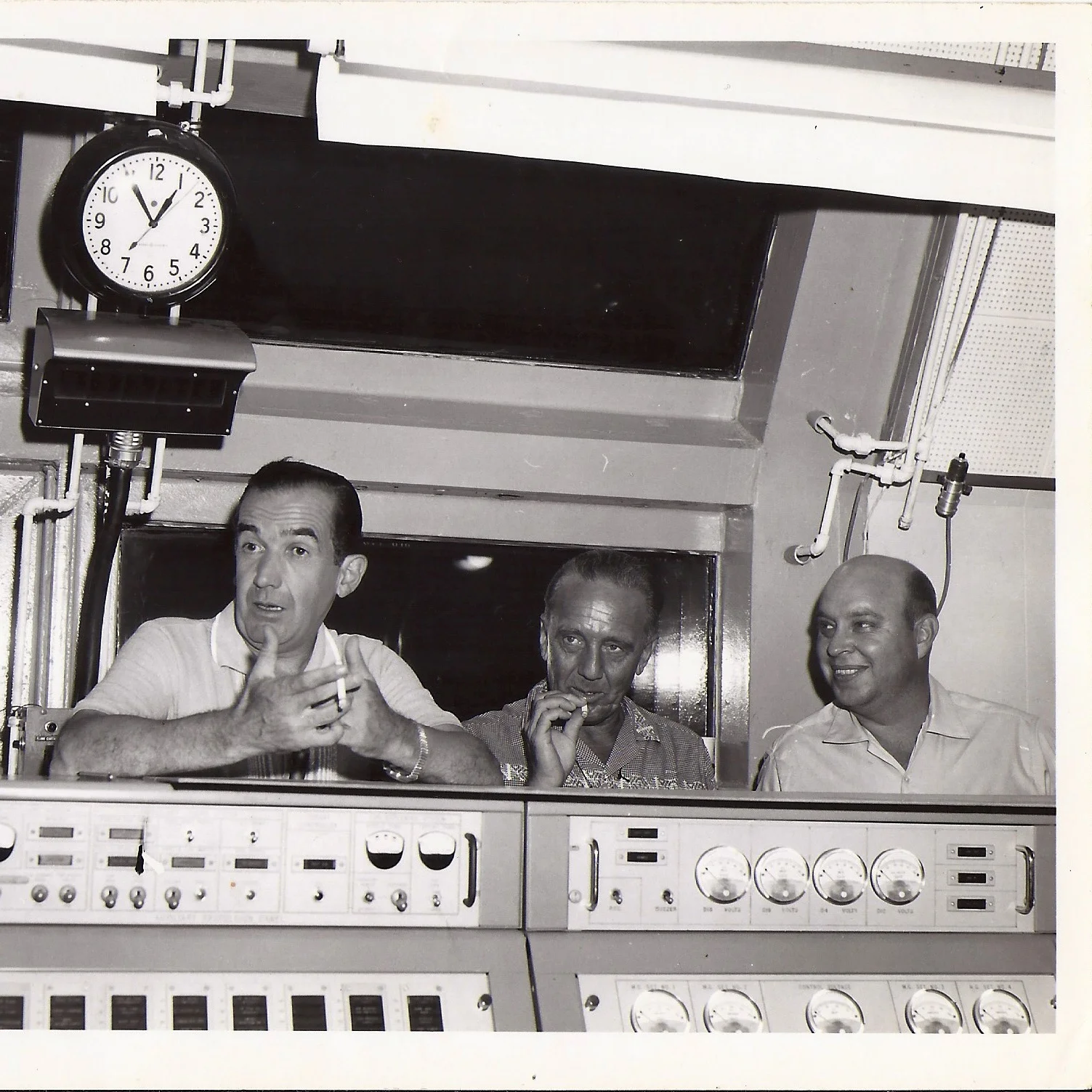 Curly+with+Debus+and+Murrow.jpg