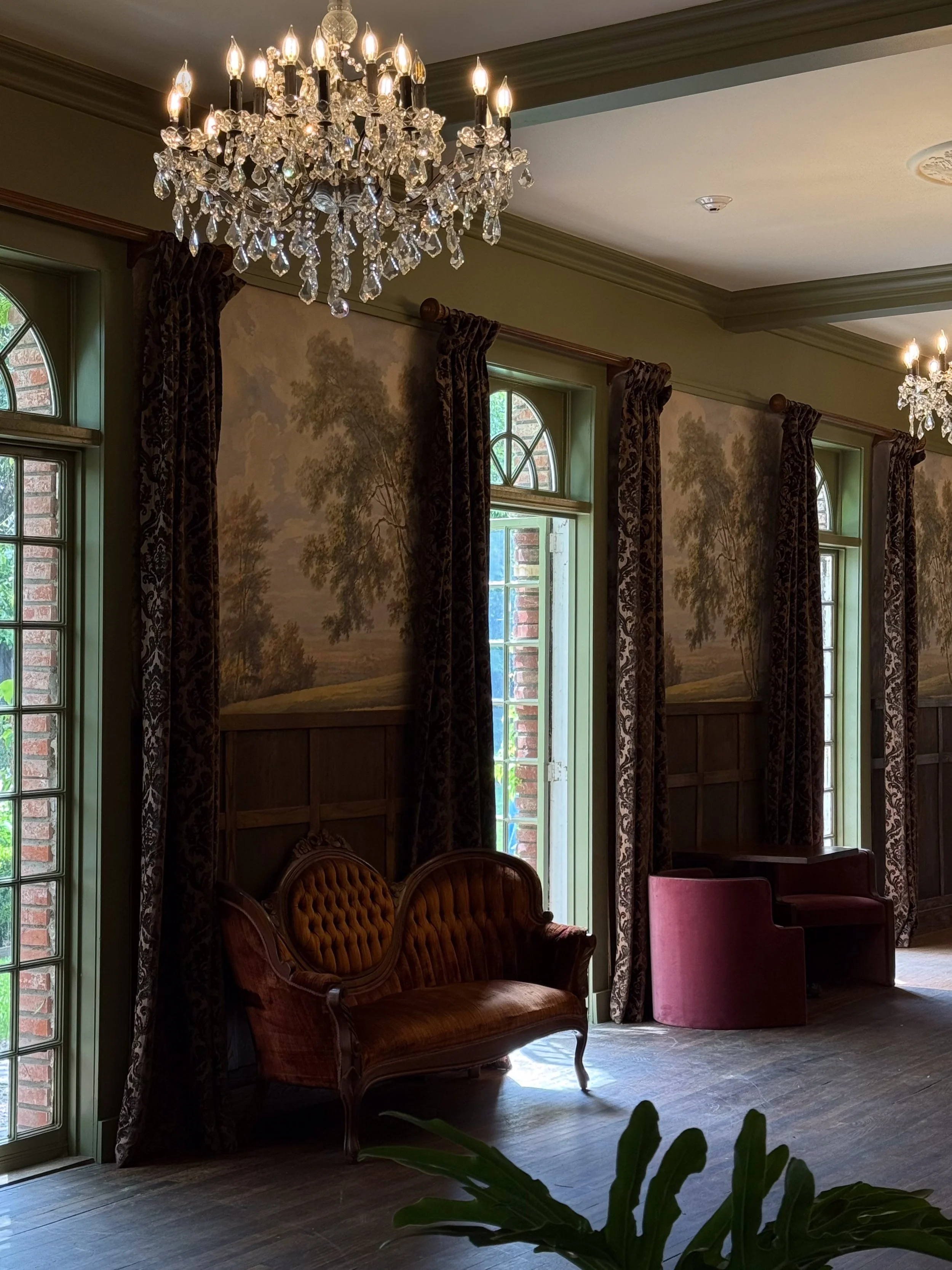 Venue_Getting Ready Still - 6.jpeg