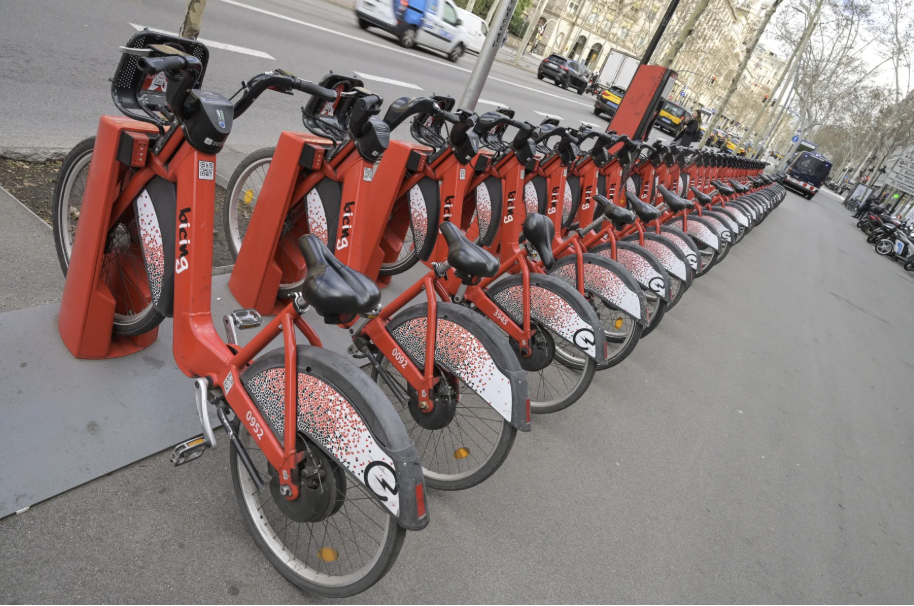Bikeshare Shouldn’t Kick Tourists to the Curb