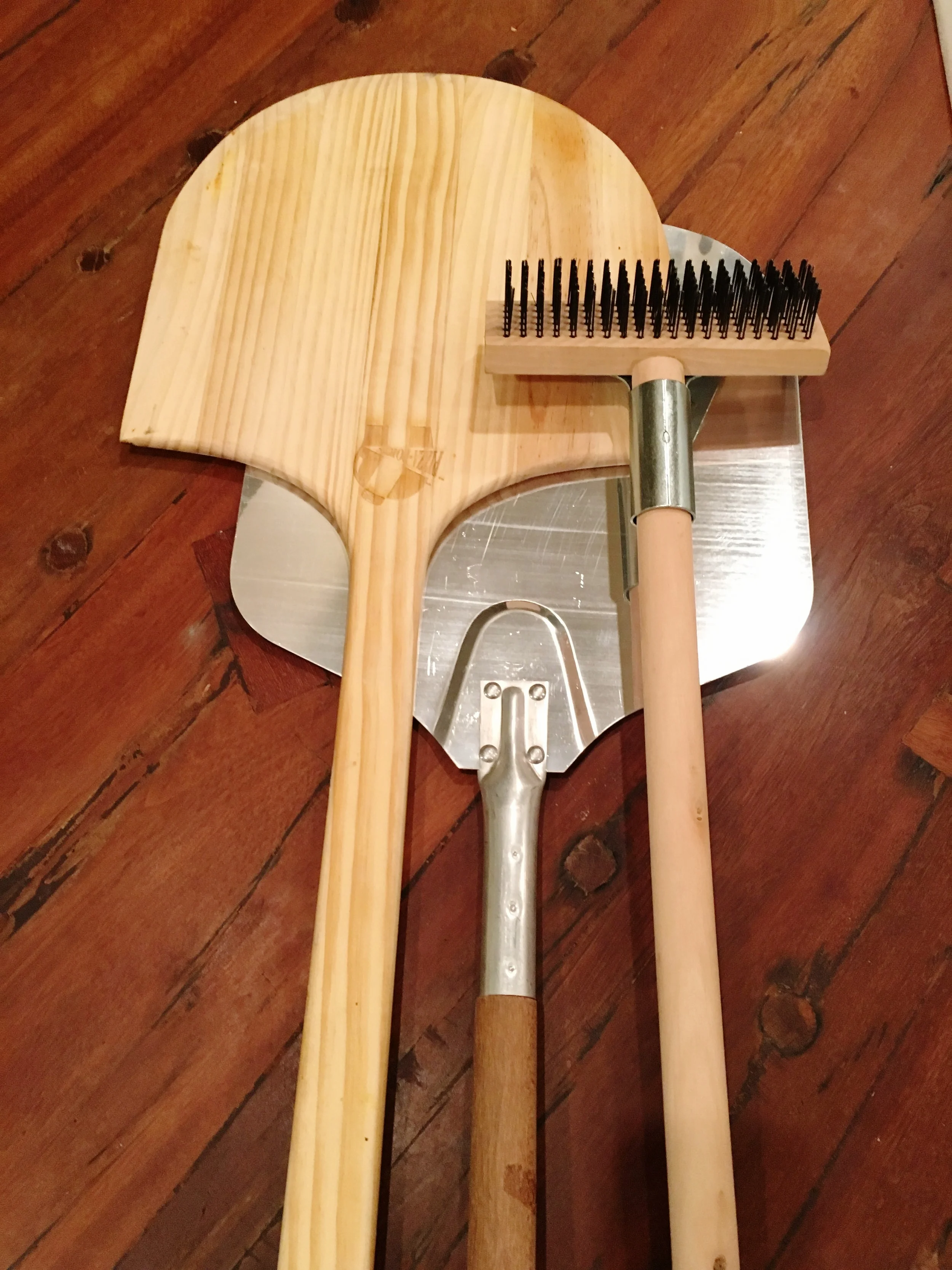 Accessories for BGE pizza 