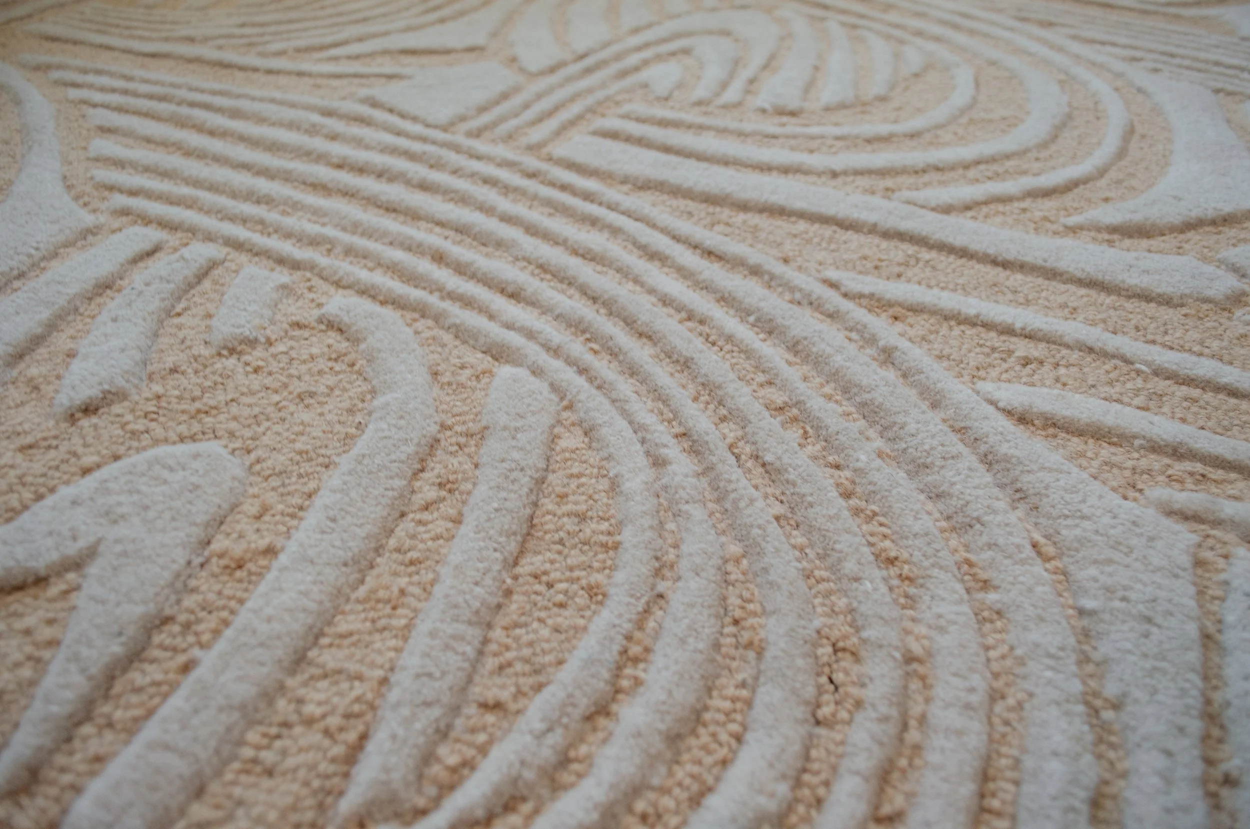 Details of the texture on the Monterey Rug. Email info@ferry-home.com for wholesale inquiries. 

#losangelesinteriordesigner #losangeleshomedecor #tuftedrug #losangelesdesigner #textiledesigner