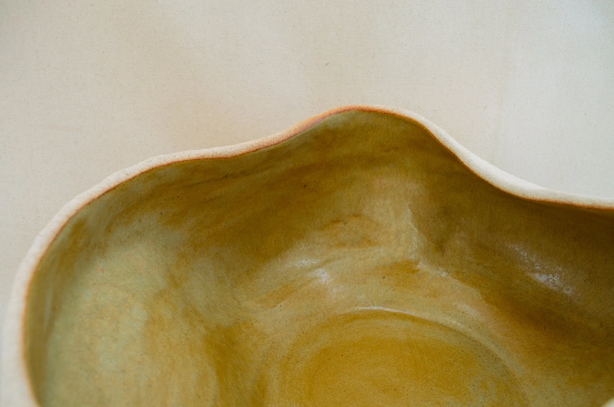 gyrebowl04f.jpg
