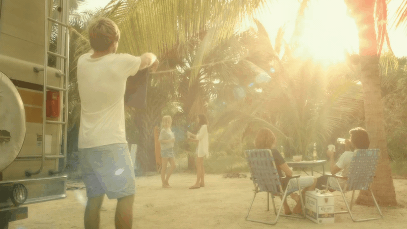 Corona_Clothes_Line_1.gif