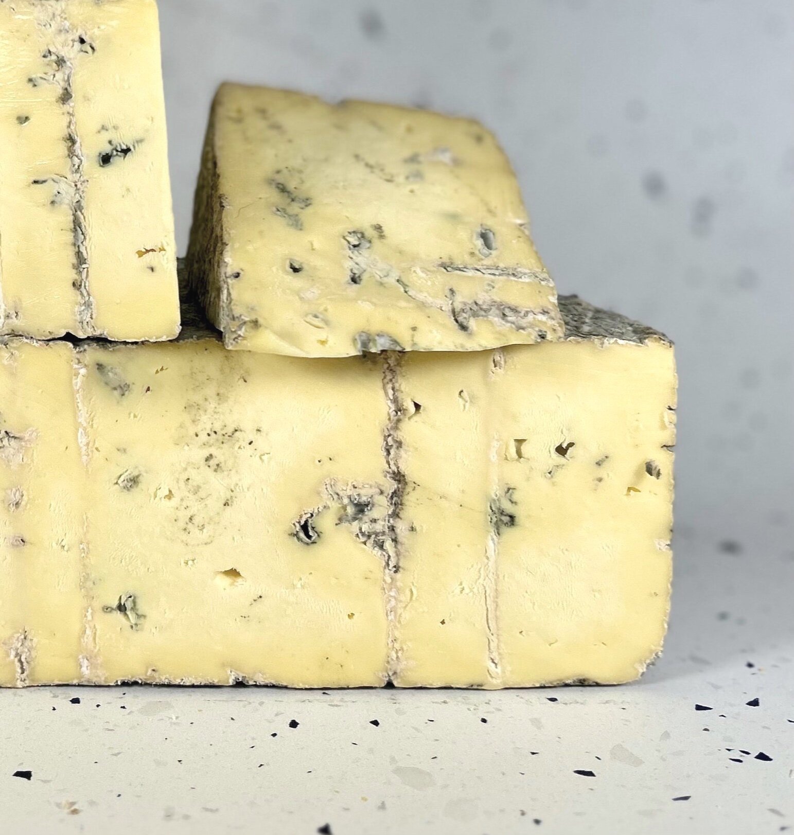 DA56BF22-2F9D-4CC2-B9F2-5177A7E3C037