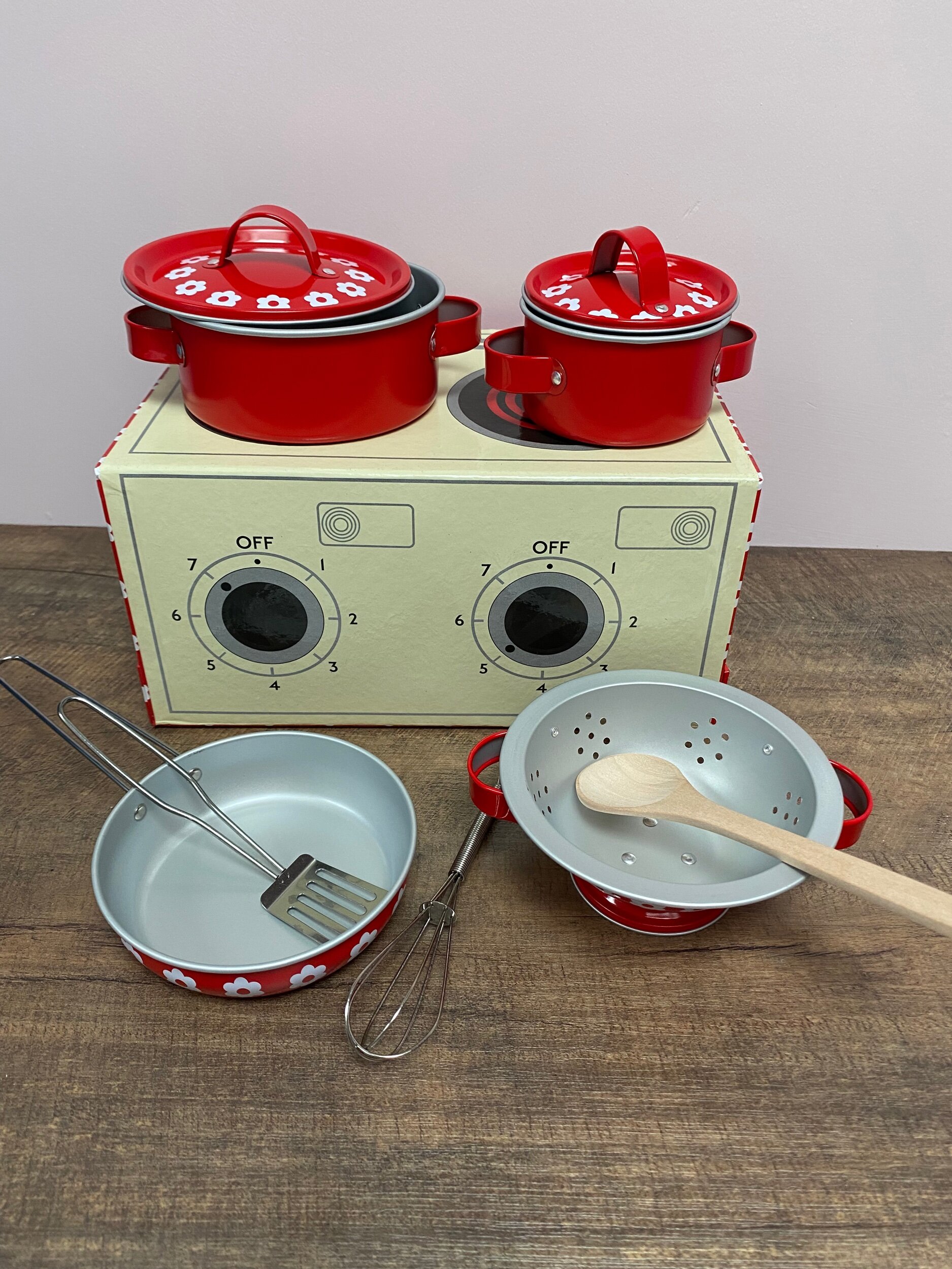 Sass & Belle Red Daisies Play Cooking Set