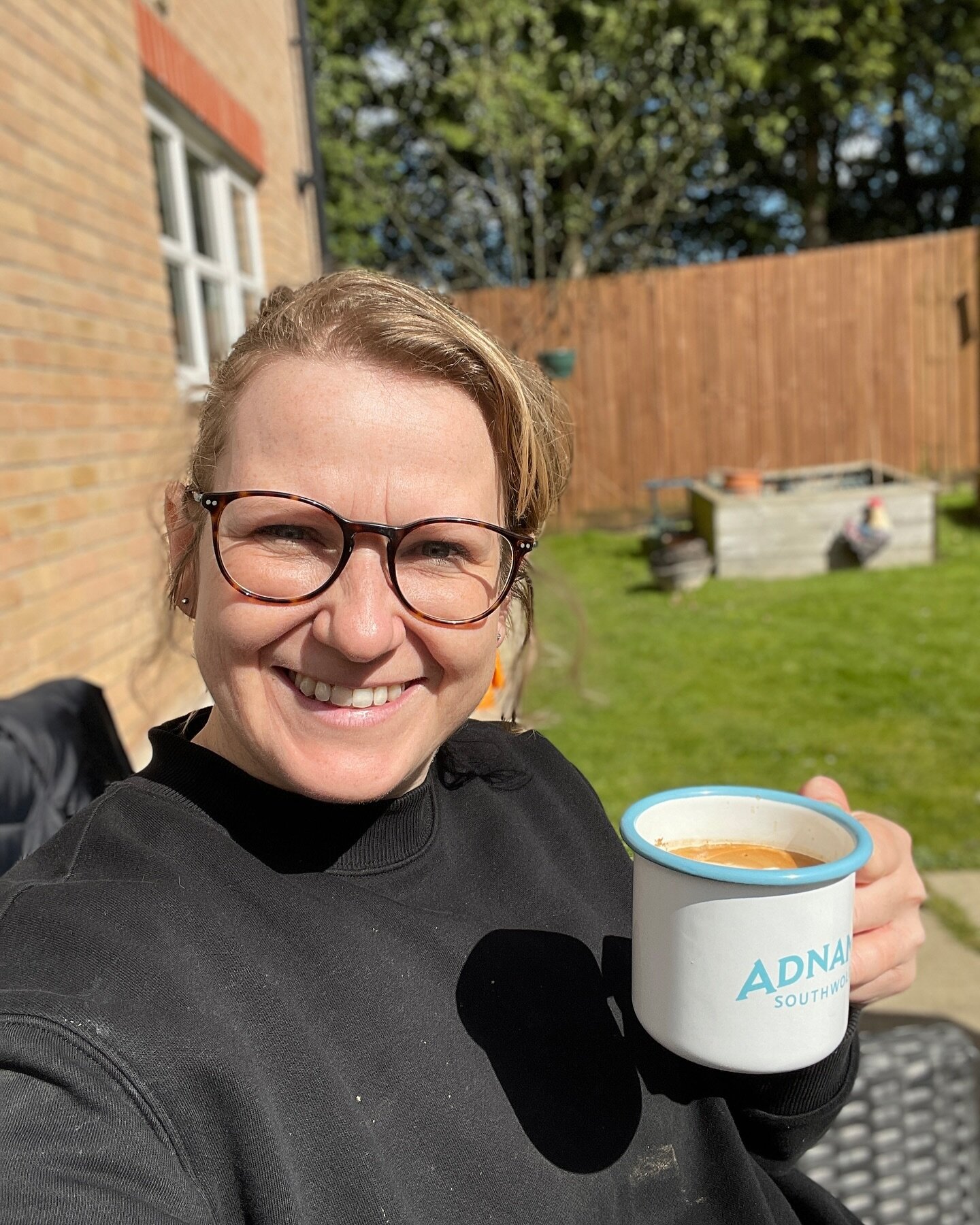 👋 Hello spring ☀️ I don't think I knew how much I needed you until I spent all day outside, sun on my face, coffee in the garden☕️ garden tidied up 🧑&zwj;🌾 I feel so much better 

Anyone else? 

#spring #easterweekend #sunonyourface #hertfordshire