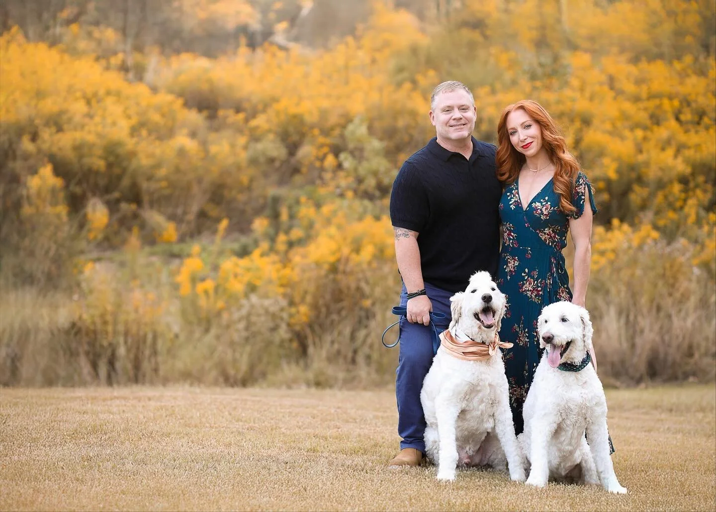 🍁 Fall is in the air &mdash; let&rsquo;s make some magic together!
Now booking family fall photo sessions filled with cozy moments, golden leaves, and sweet smiles. ✨
📸 Book your session at www.thebbmedia.com
